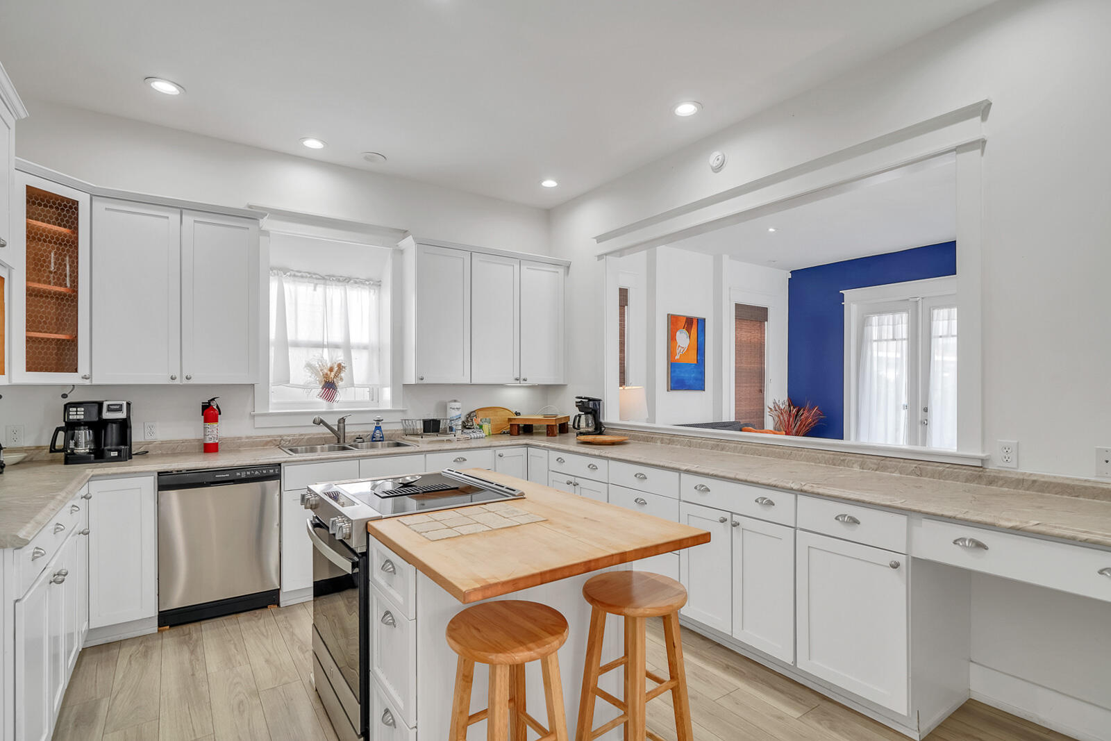 CRYSTAL BEACH - Residential
