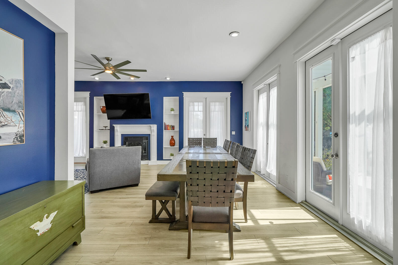 CRYSTAL BEACH - Residential