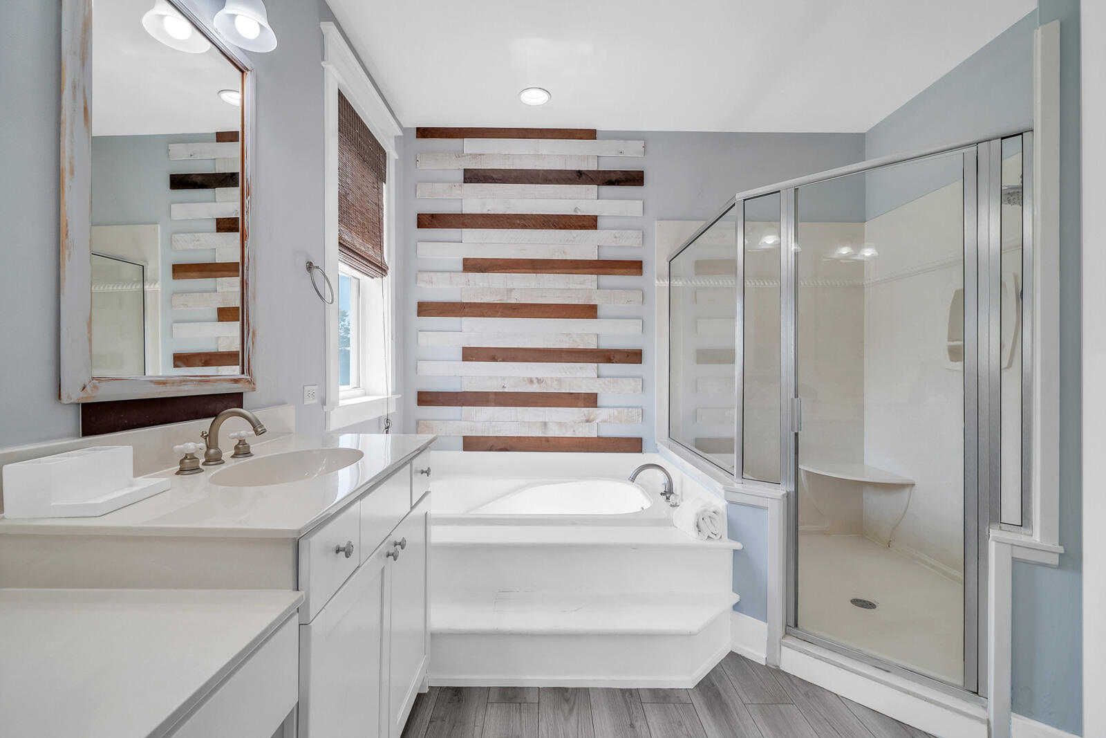 CRYSTAL BEACH - Residential