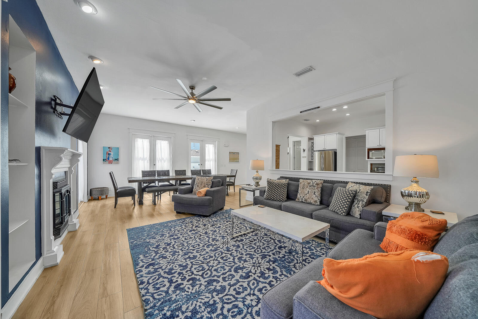 CRYSTAL BEACH - Residential
