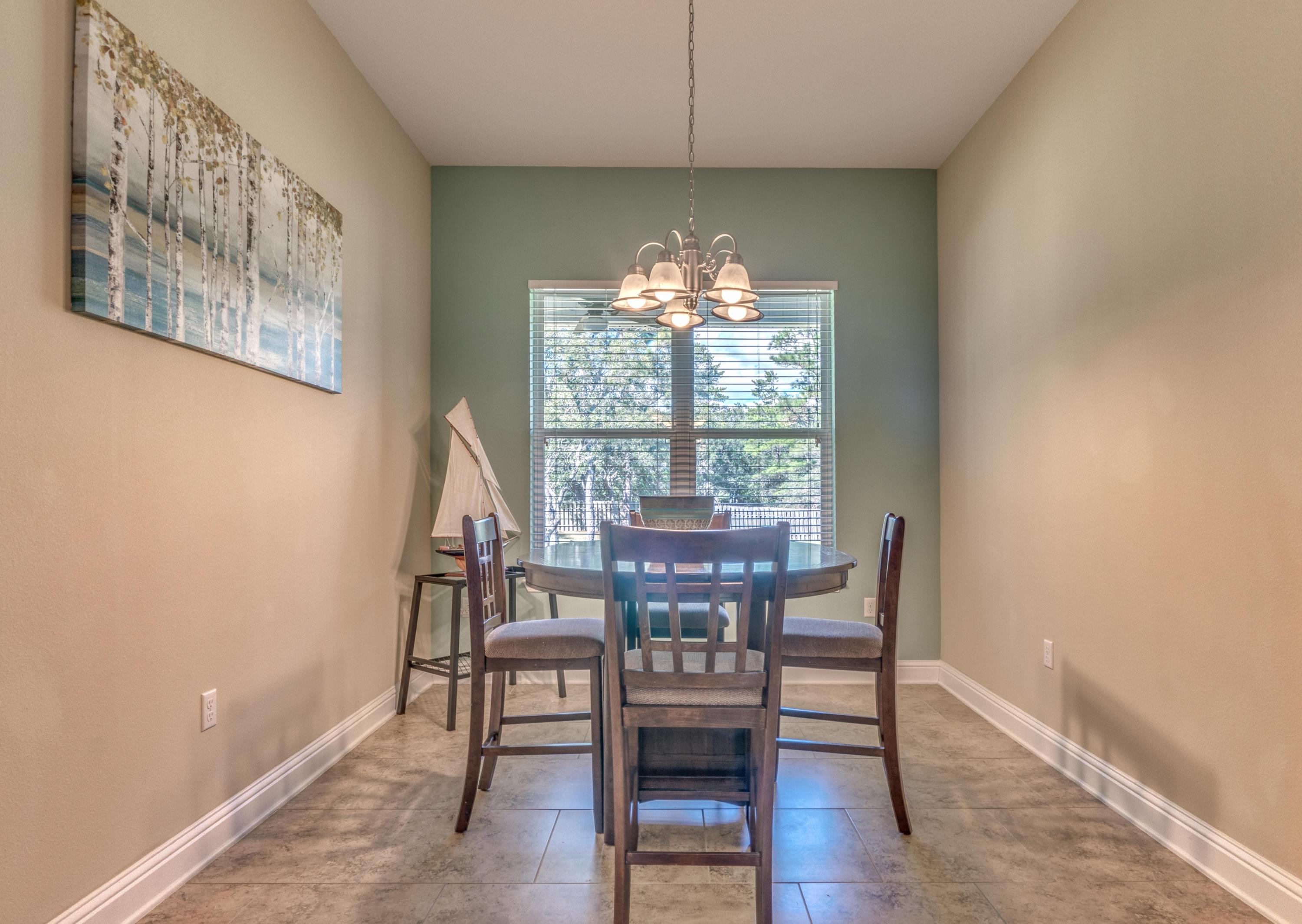 HOLLEY BY THE SEA - Residential