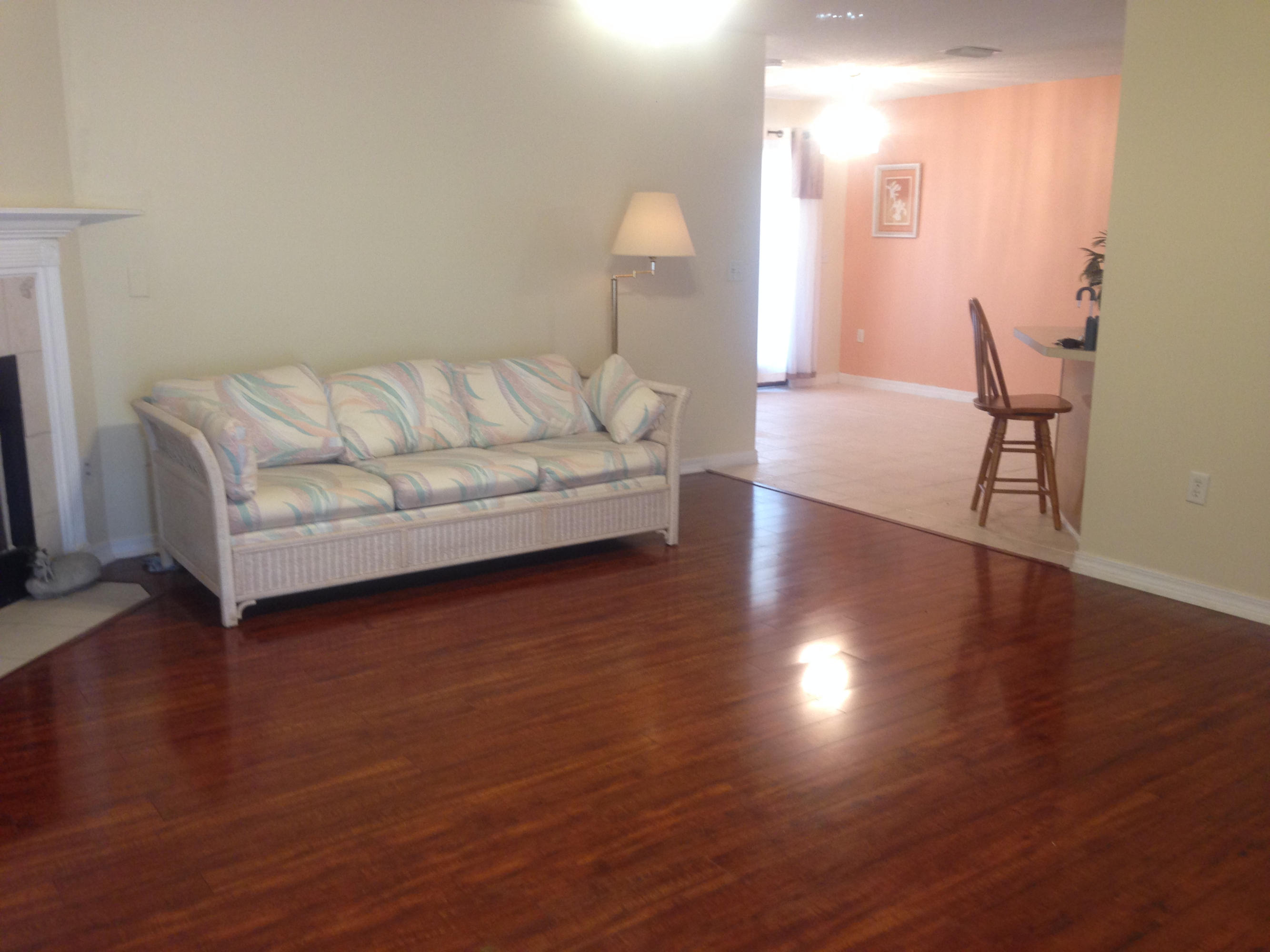 VILLA TASSO TOWN OF - Residential