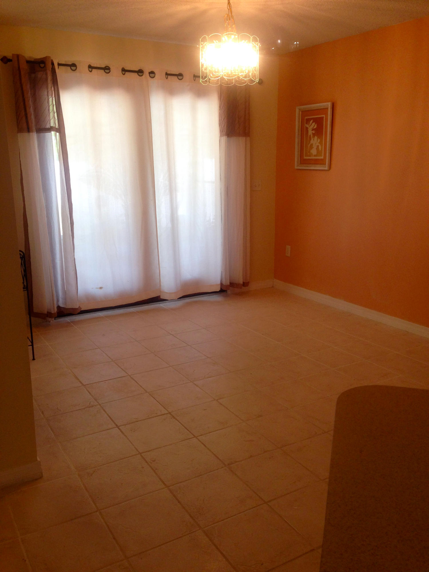 VILLA TASSO TOWN OF - Residential