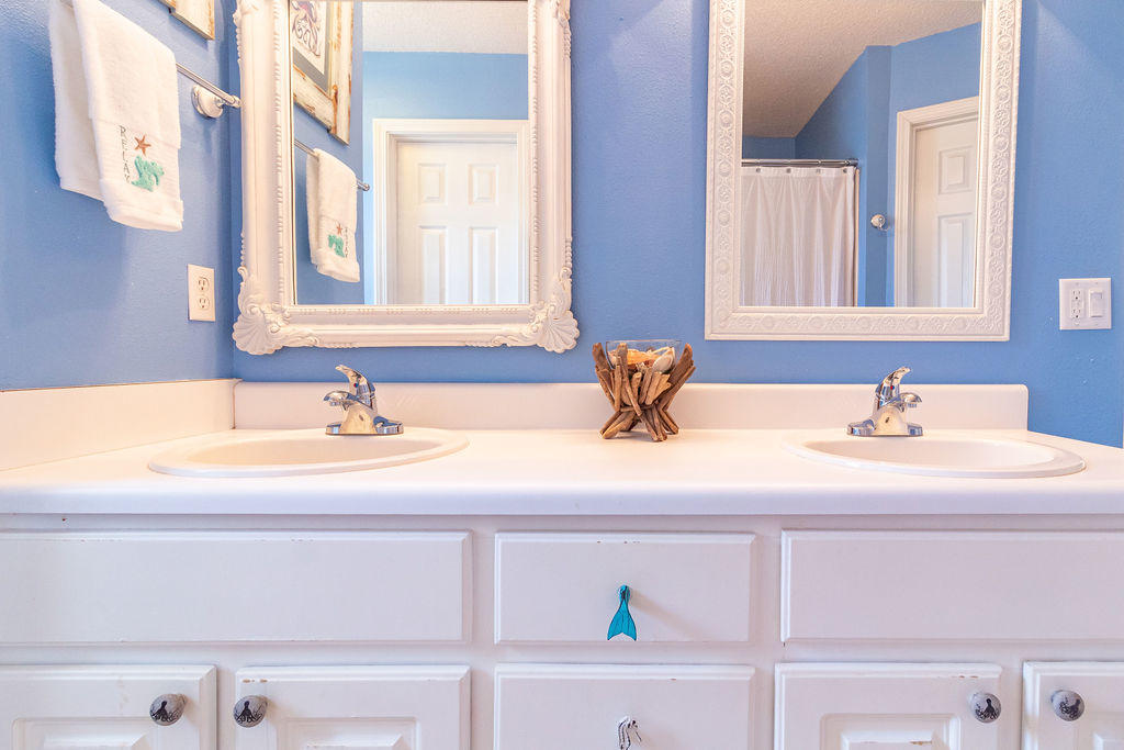 CEDAR RIDGE - Residential