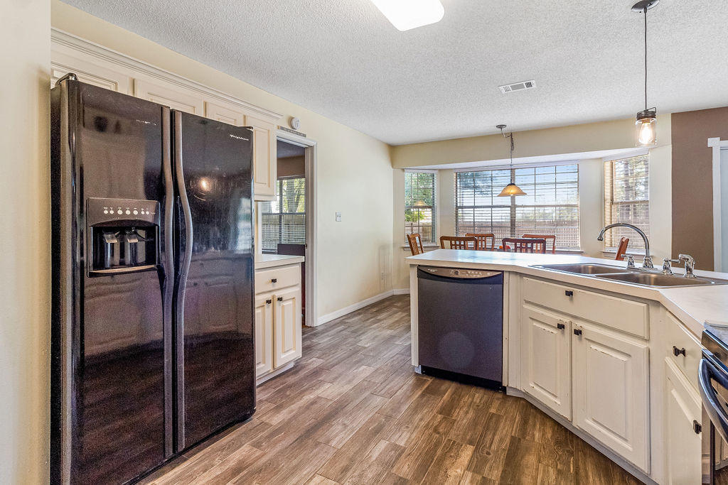 CEDAR RIDGE - Residential