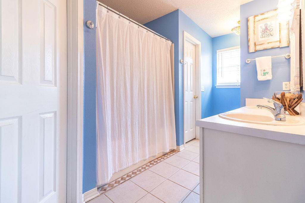 CEDAR RIDGE - Residential