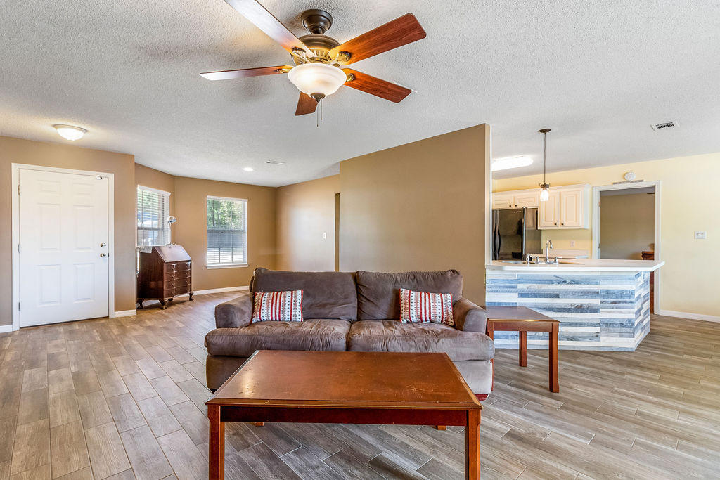 CEDAR RIDGE - Residential