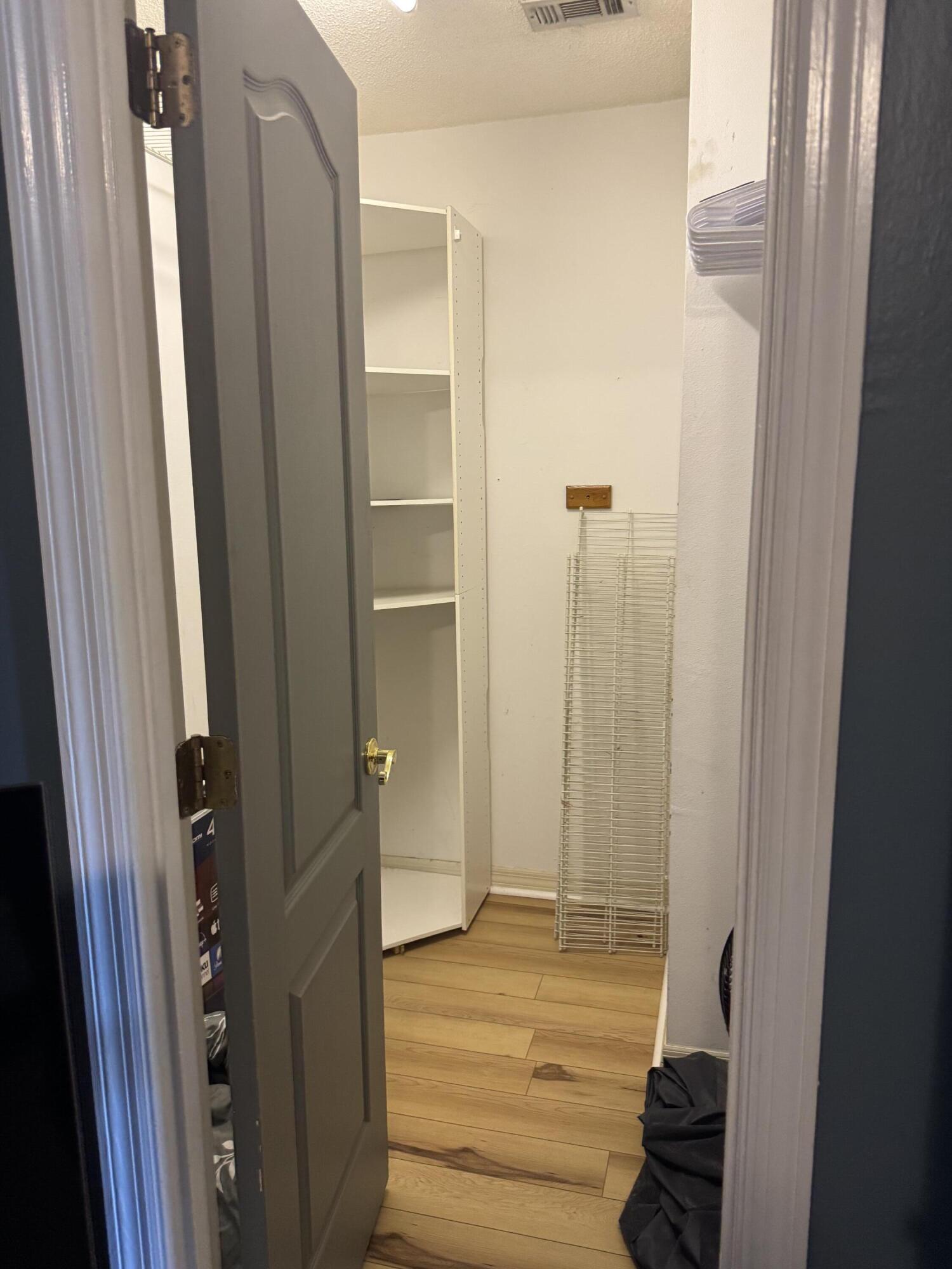 WOODLAND PARK ESTATES - Residential