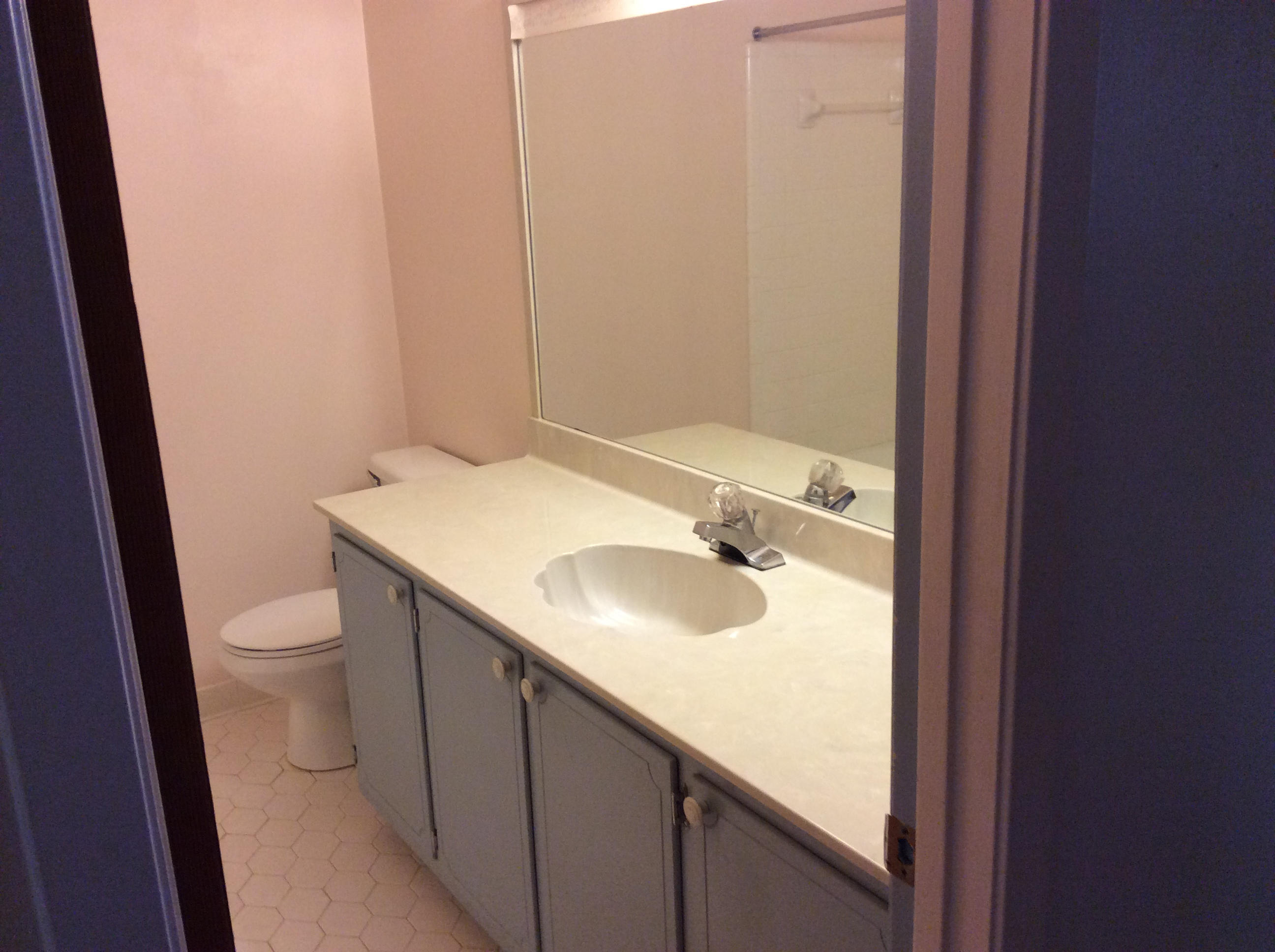 CAROL ANNE MANOR 1ST ADDN - Residential