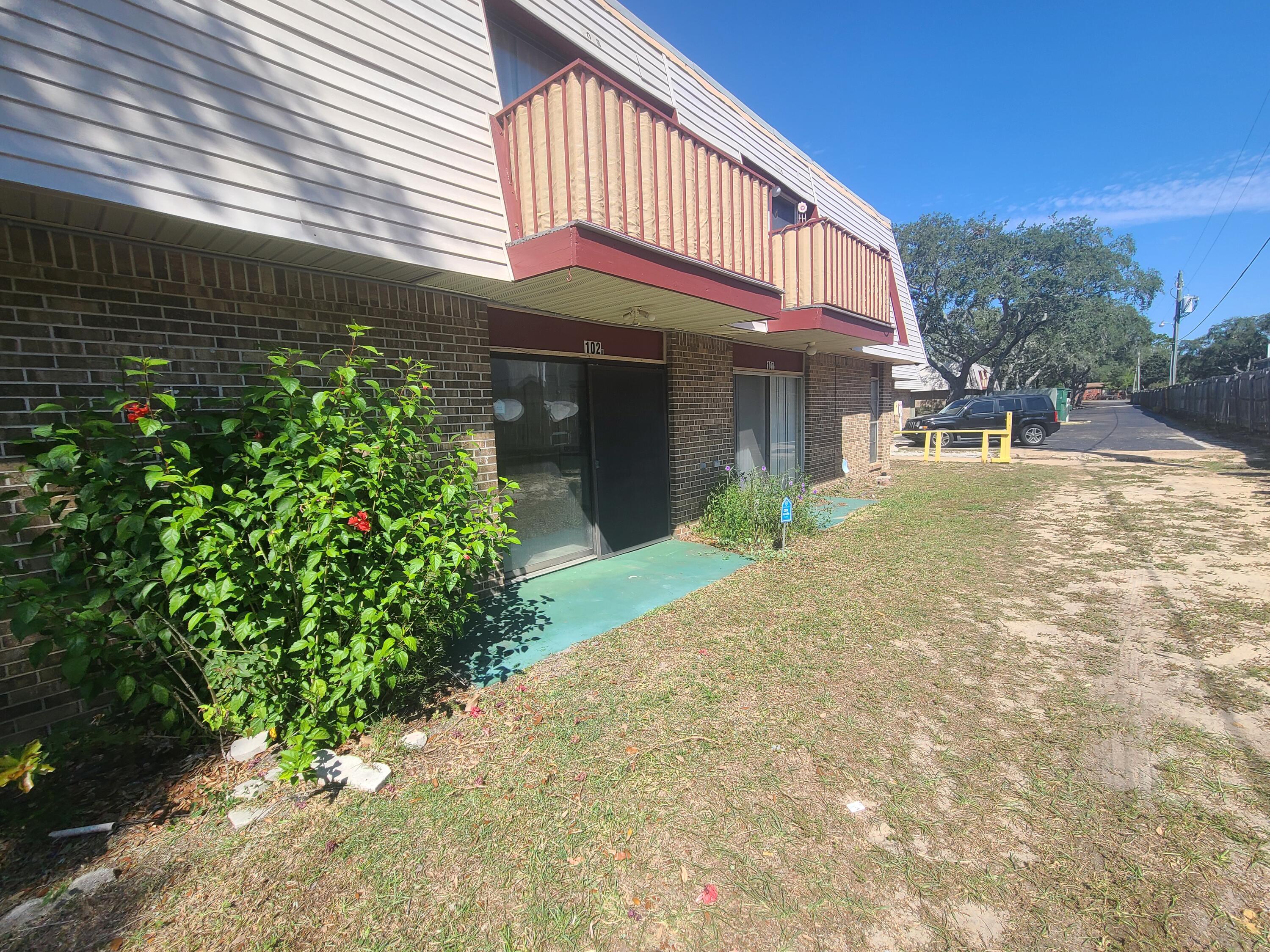 PIER ONE CONDO - Residential