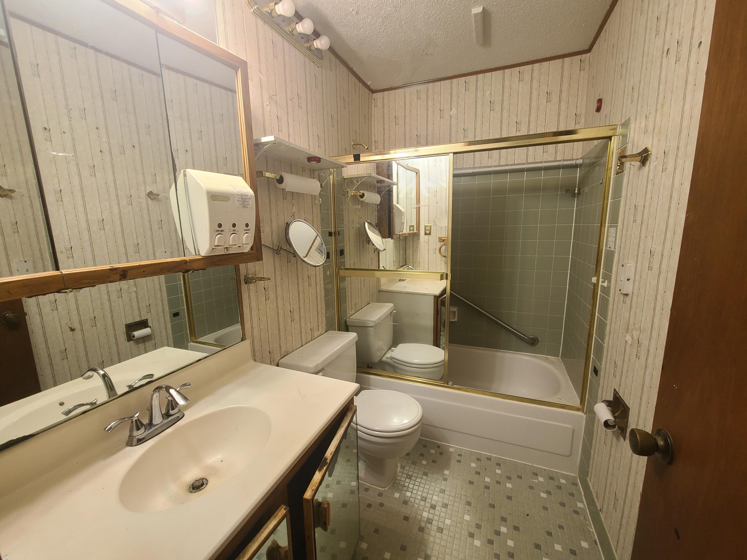 PIER ONE CONDO - Residential