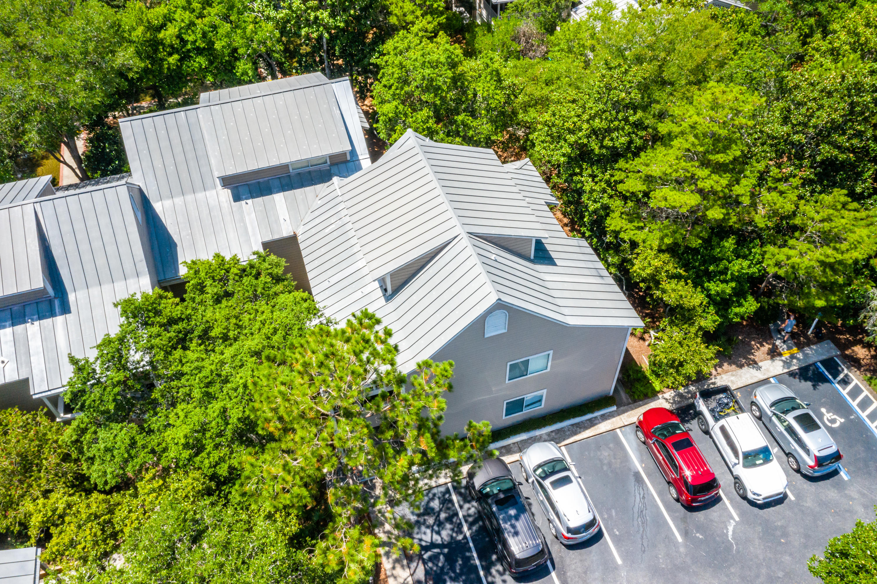 HIDDEN DUNES BEACH COTTAGES 2 - Residential