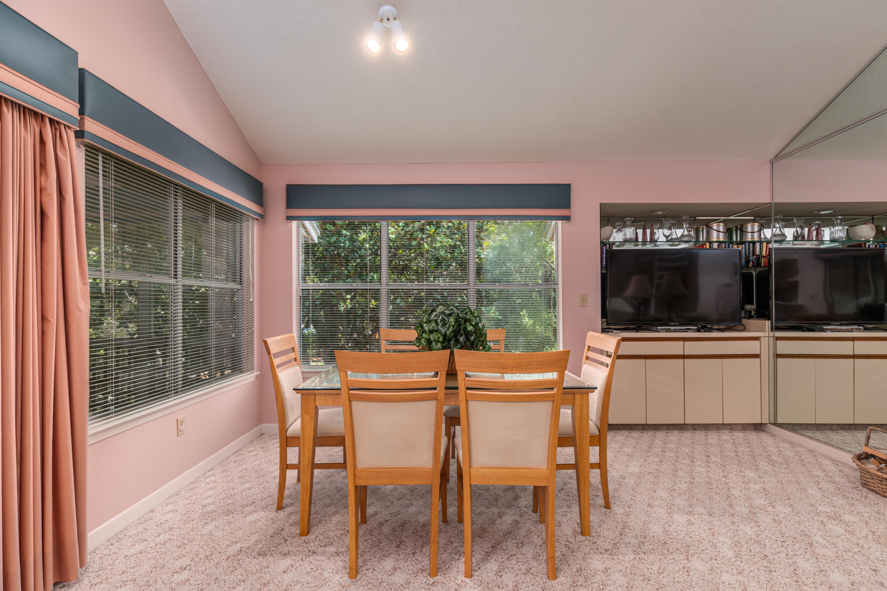 HIDDEN DUNES BEACH COTTAGES 2 - Residential