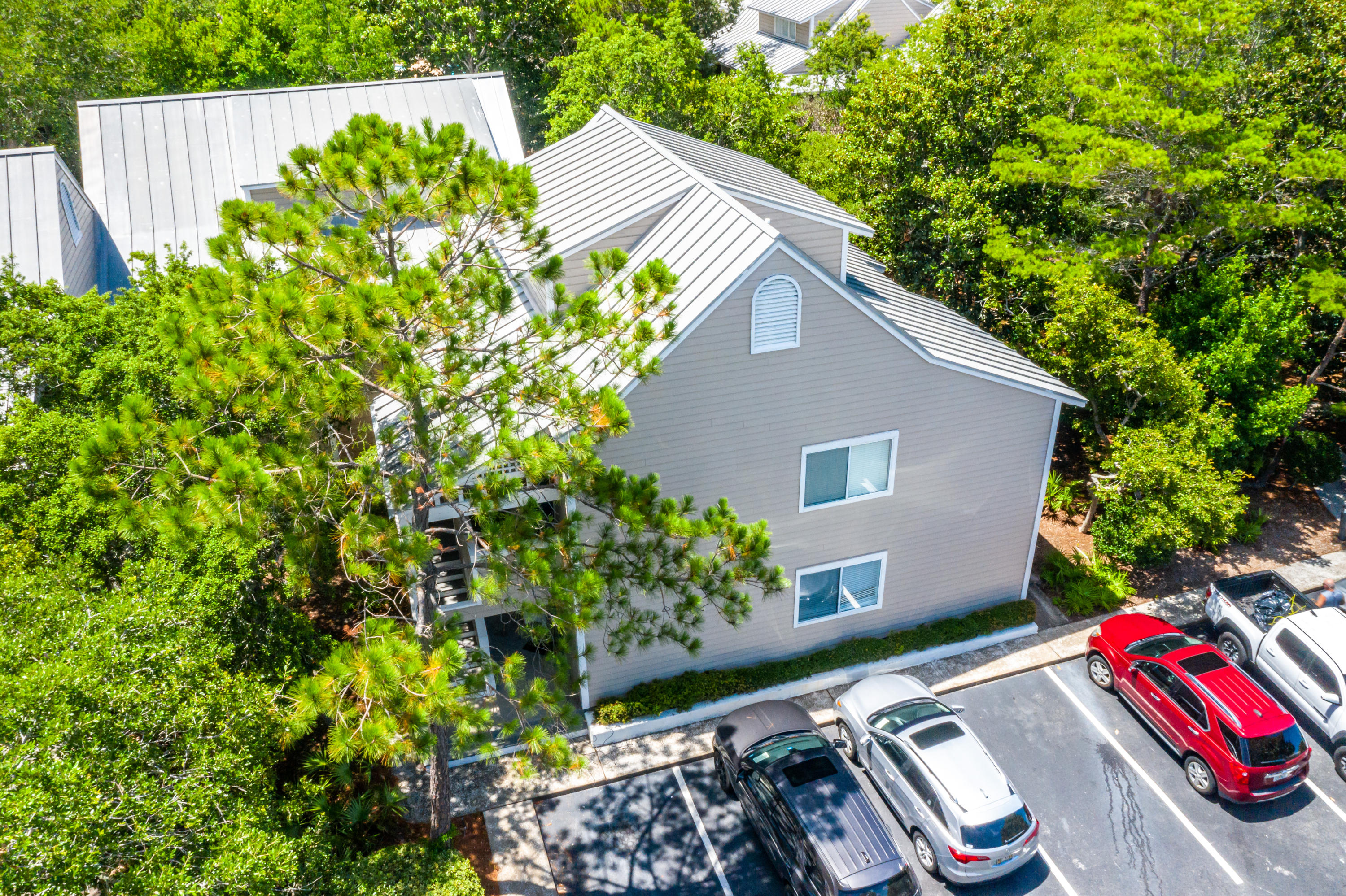 HIDDEN DUNES BEACH COTTAGES 2 - Residential