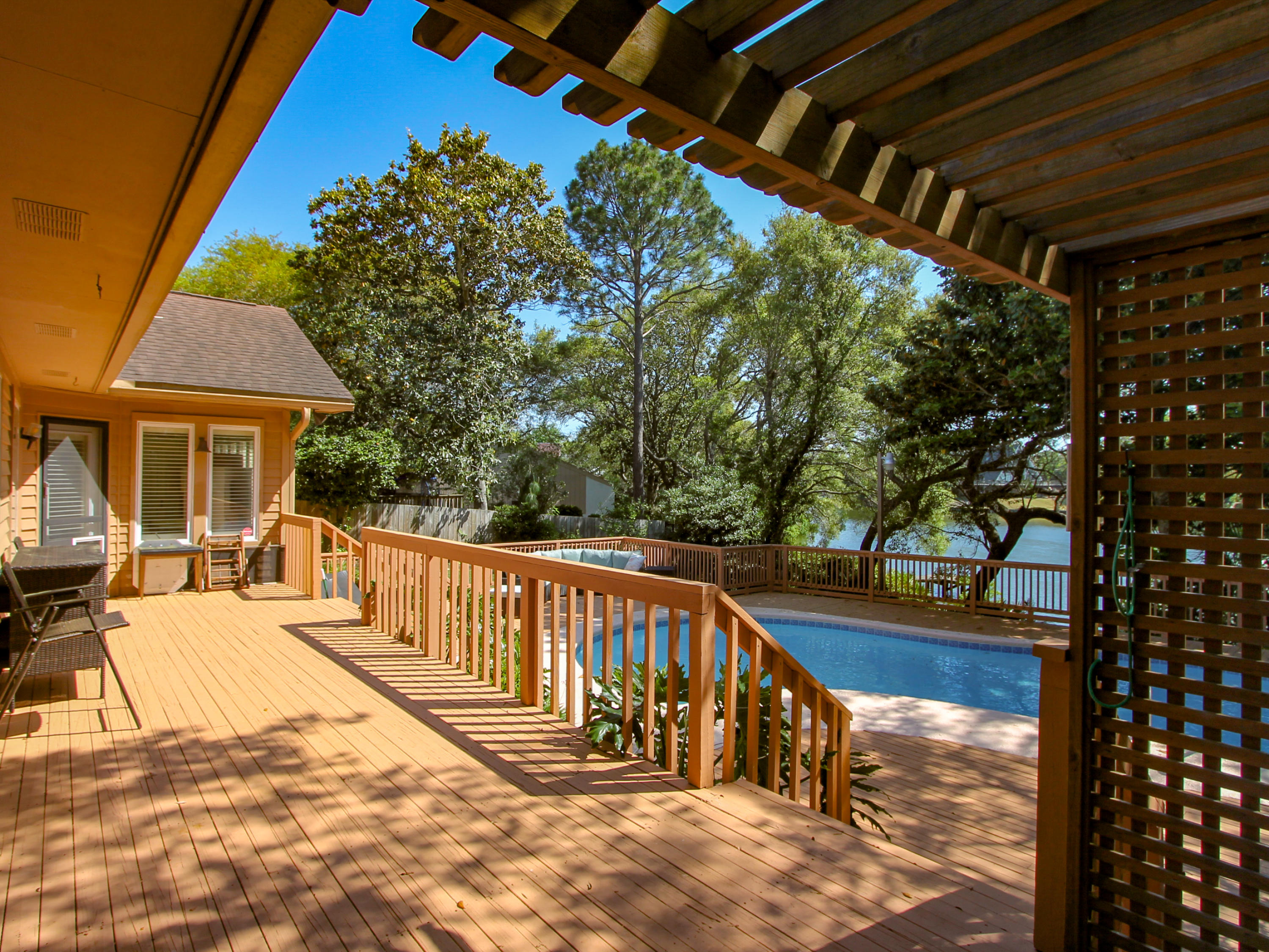 JOES BAYOU 1ST ADDN - Residential