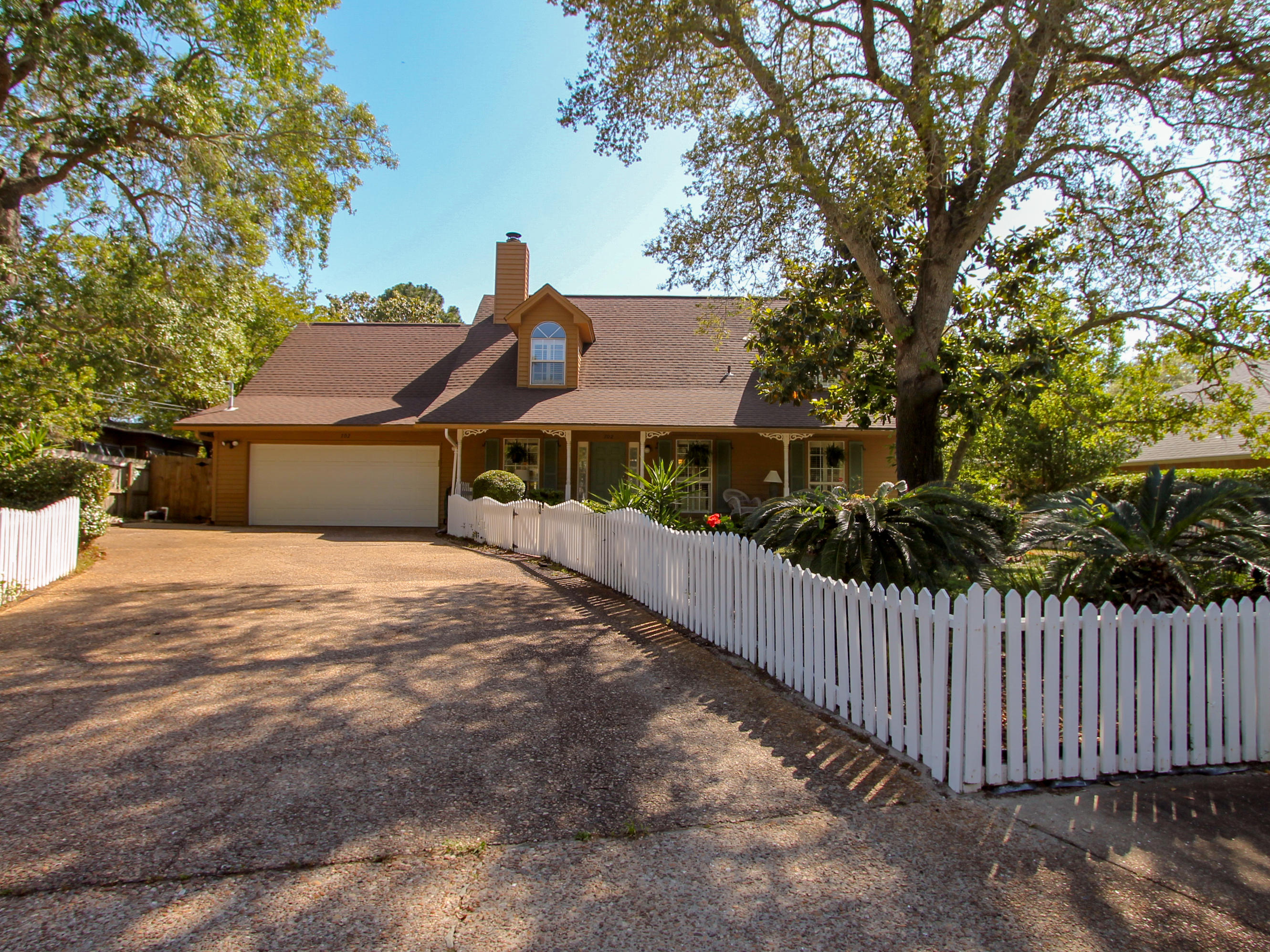 JOES BAYOU 1ST ADDN - Residential