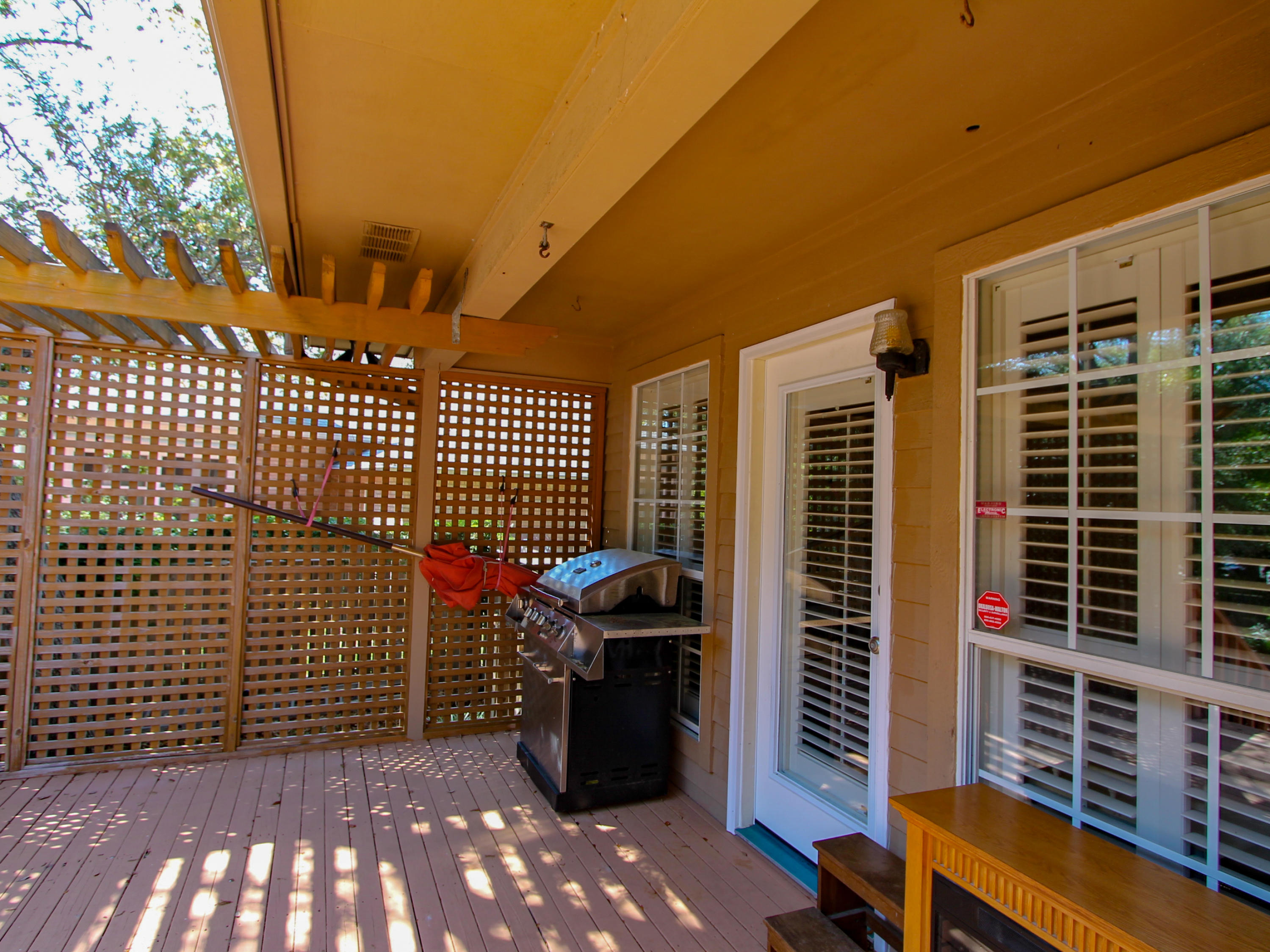 JOES BAYOU 1ST ADDN - Residential