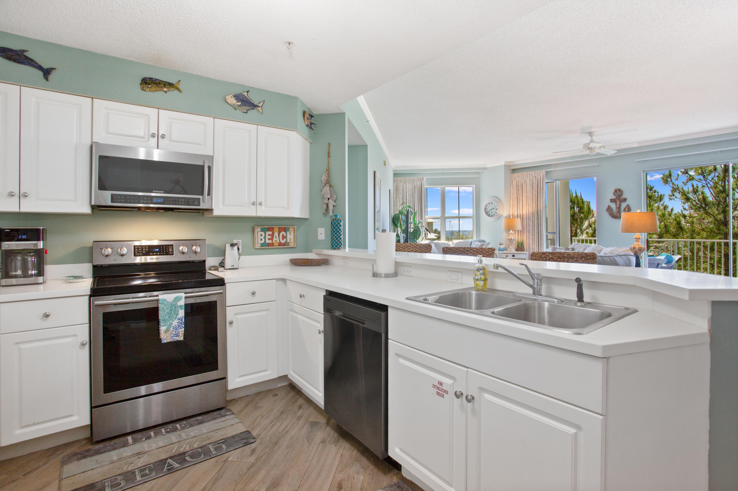 INN AT BLUE MOUNTAIN BEACH - Residential