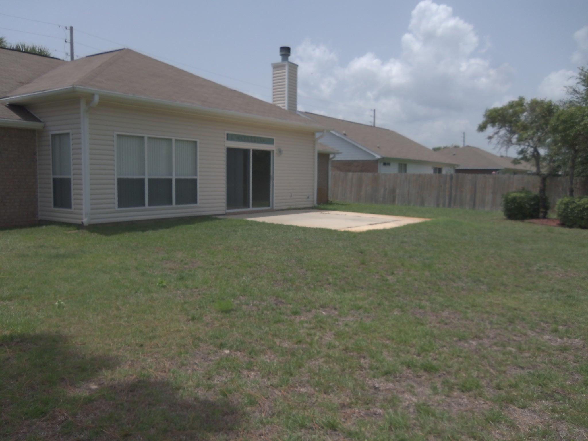 HAMPTON RIDGE - Residential