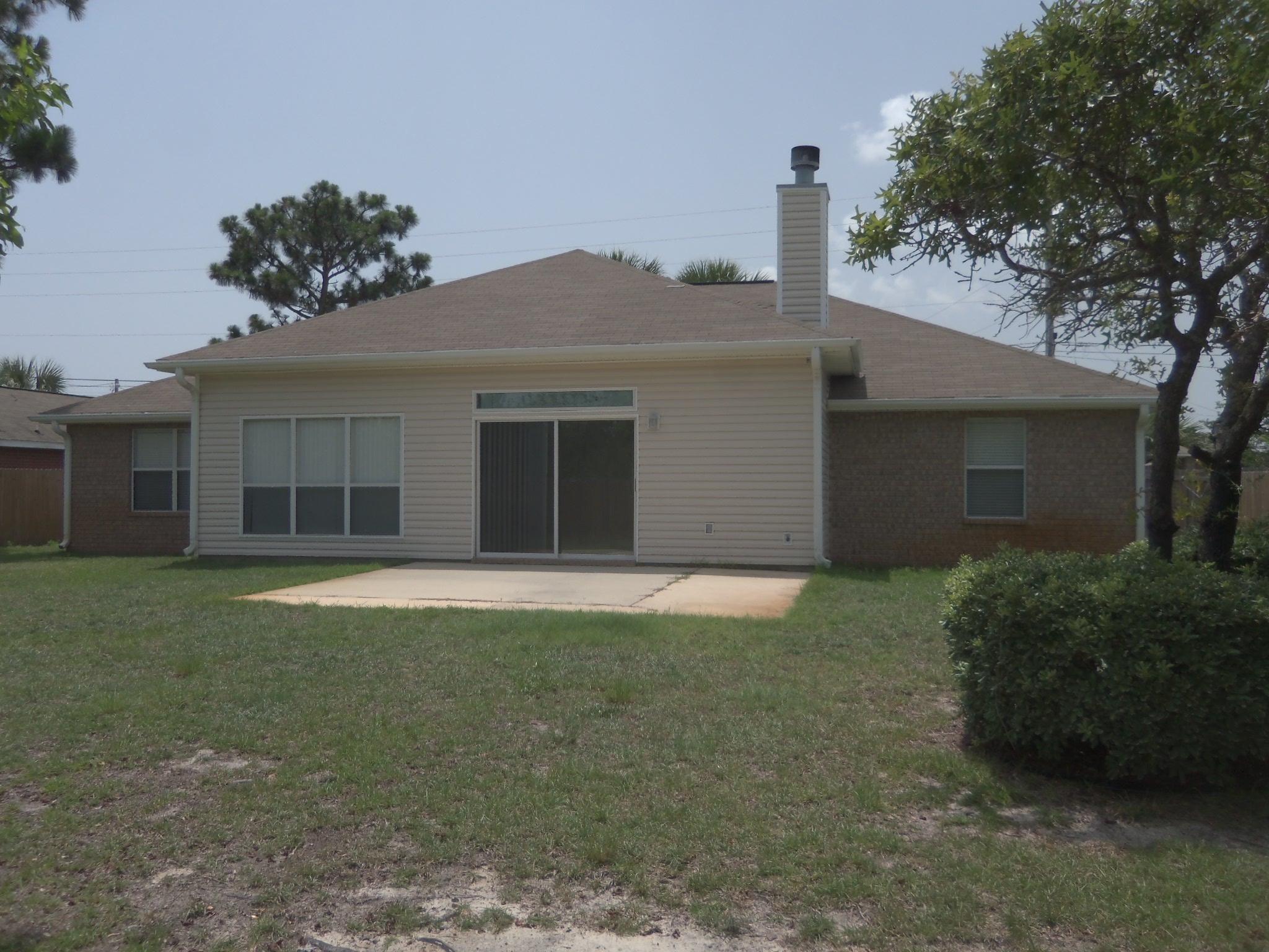 HAMPTON RIDGE - Residential