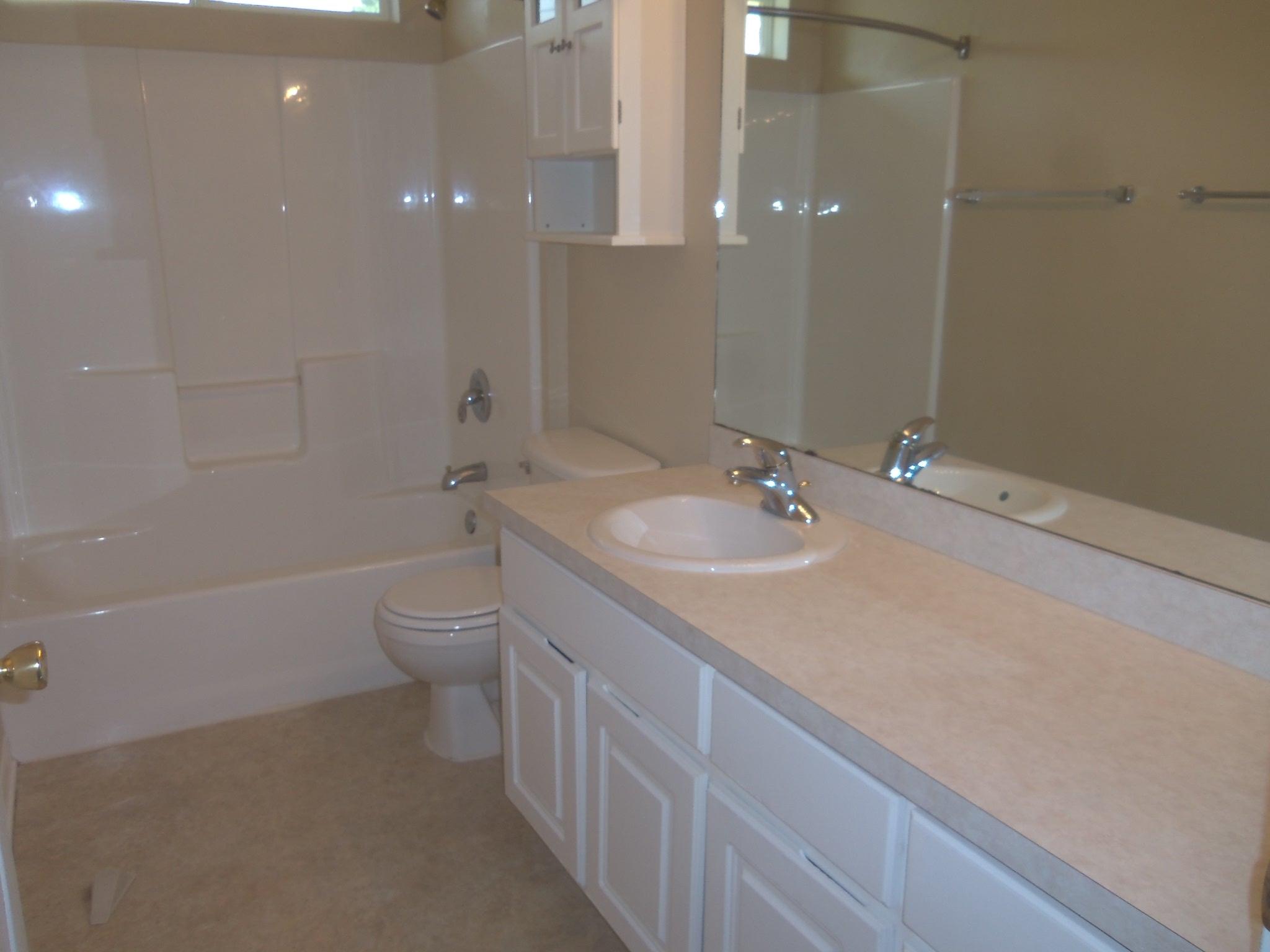 HAMPTON RIDGE - Residential