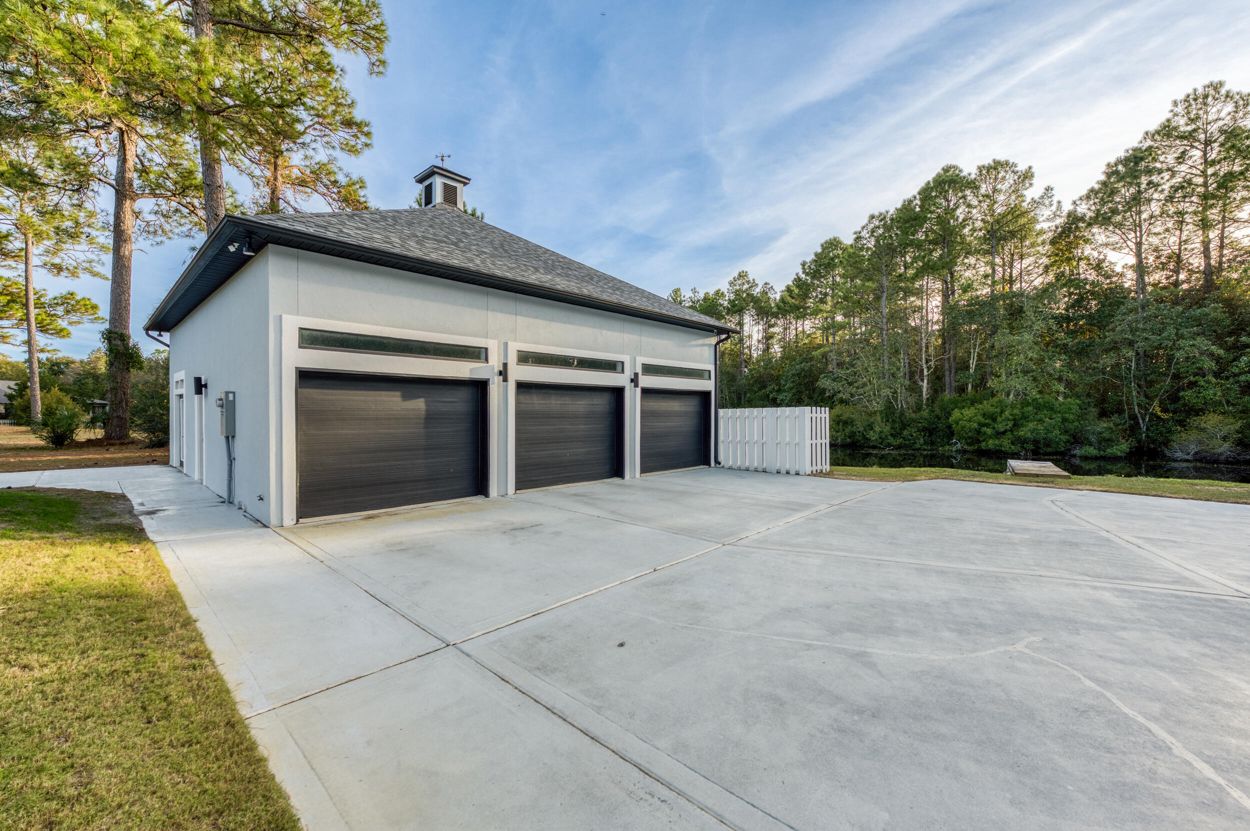 HIDDEN CREEK ESTATES AT HOLLEY BY THE SEA - Residential