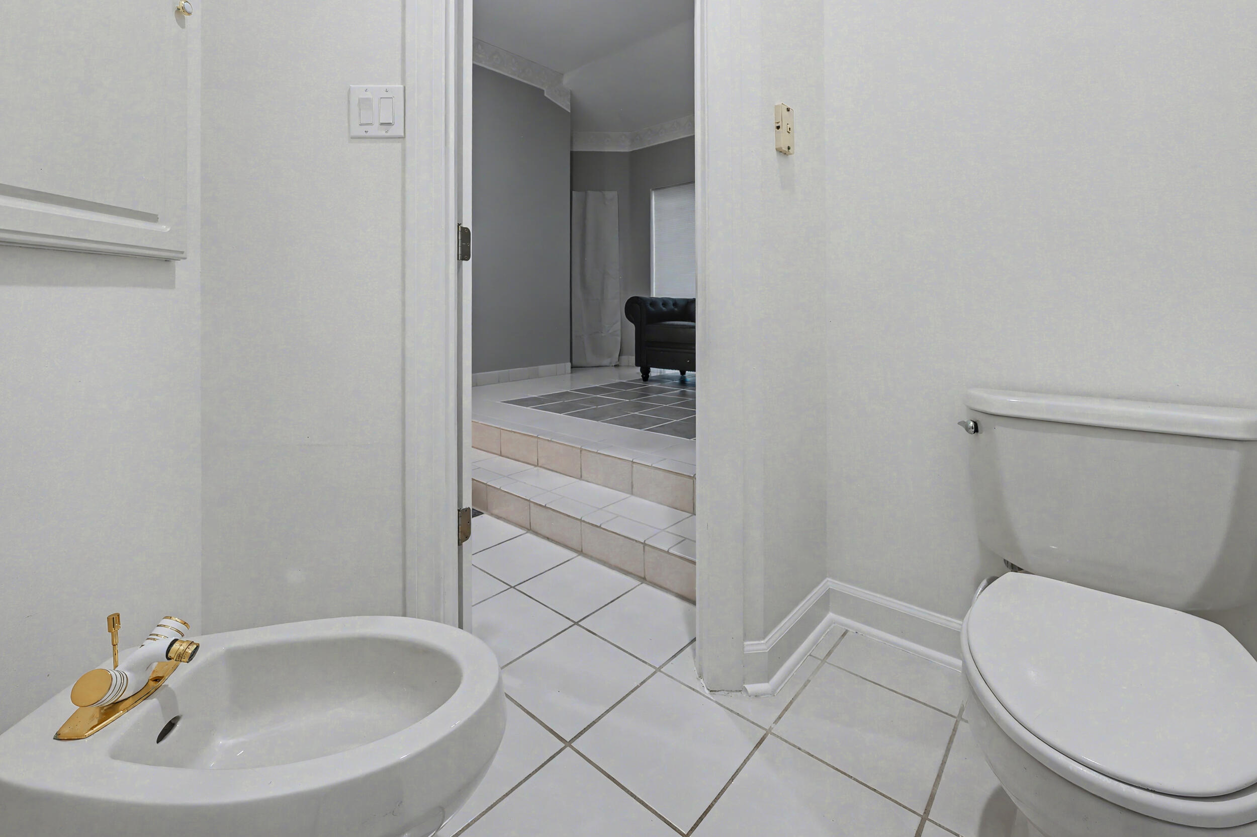 HIDDEN CREEK ESTATES AT HOLLEY BY THE SEA - Residential