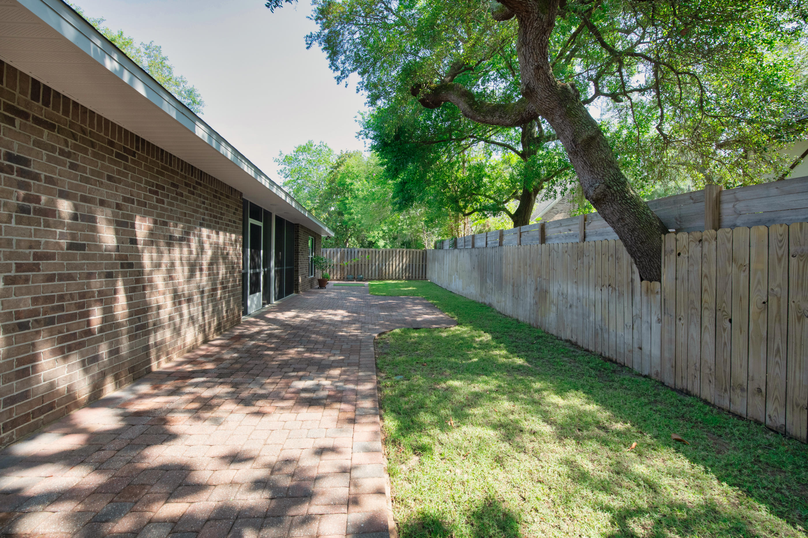 PLANTATION OAKS S/D - Residential