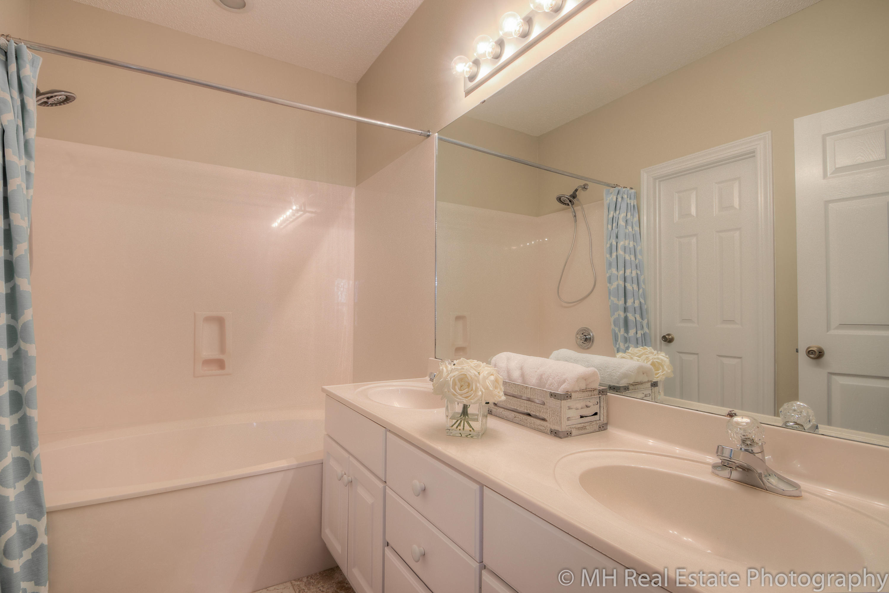 THE CROSSINGS AT BLUEWATER BAY - Residential