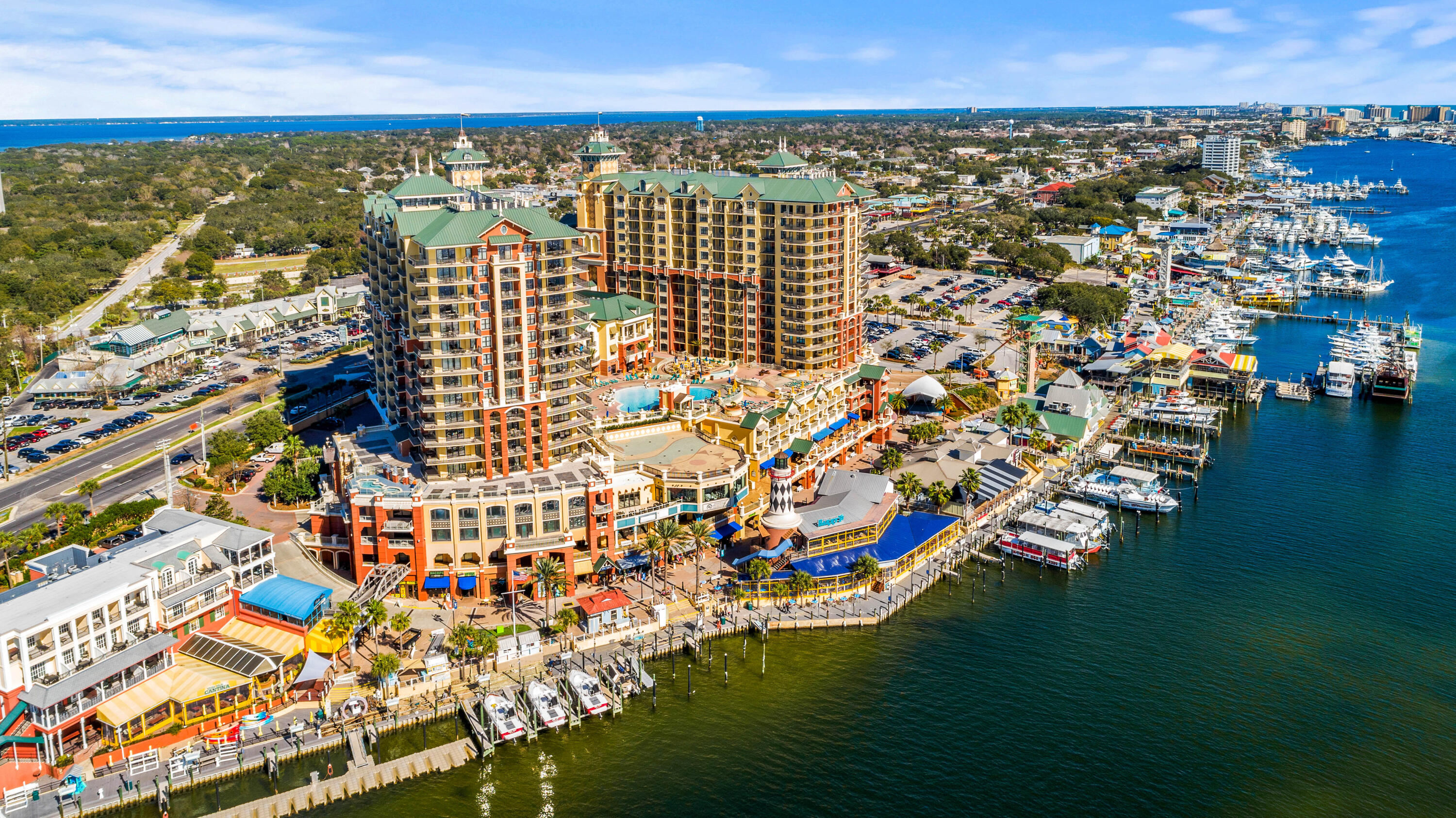 EMERALD GRANDE - Residential