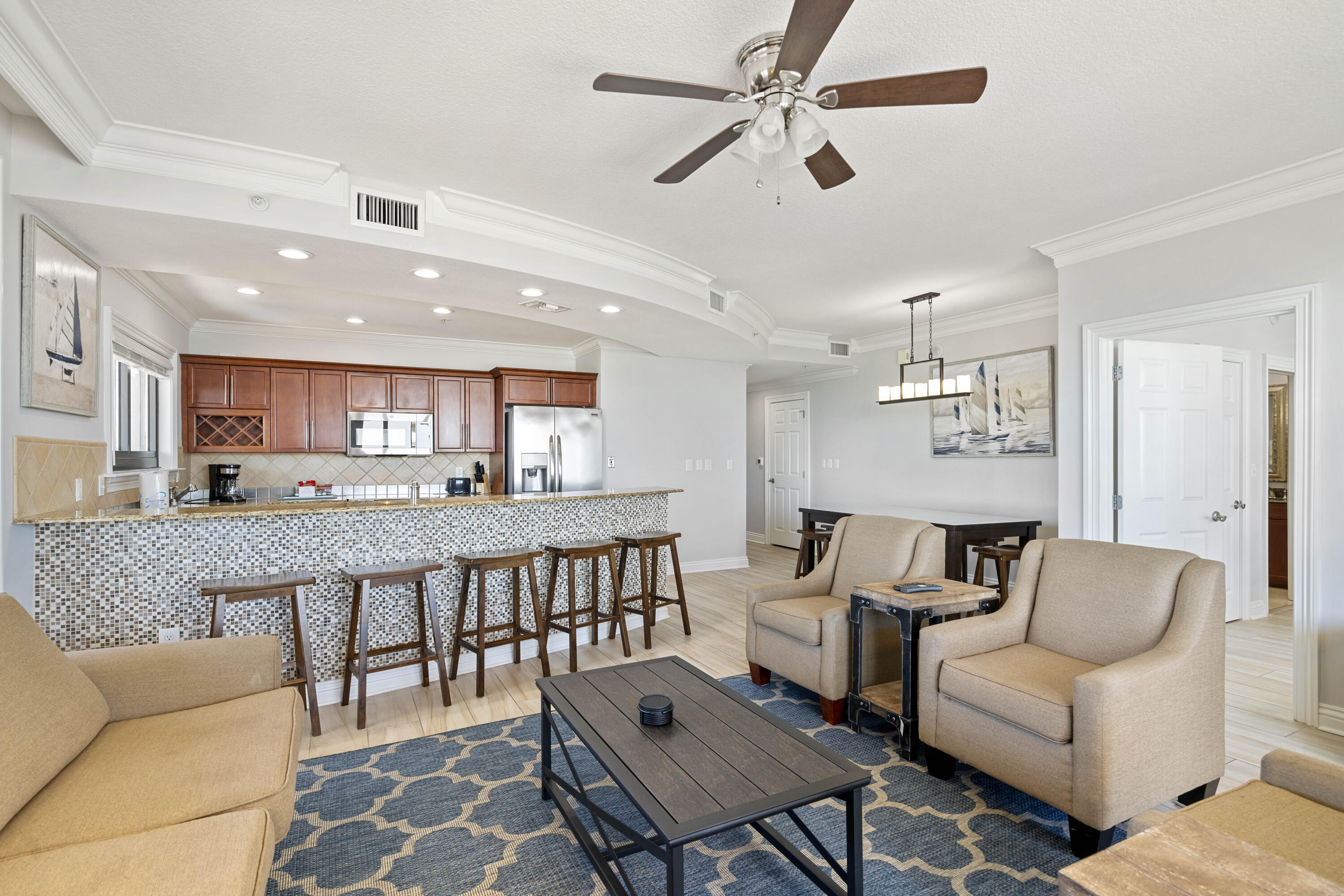 EMERALD GRANDE - Residential