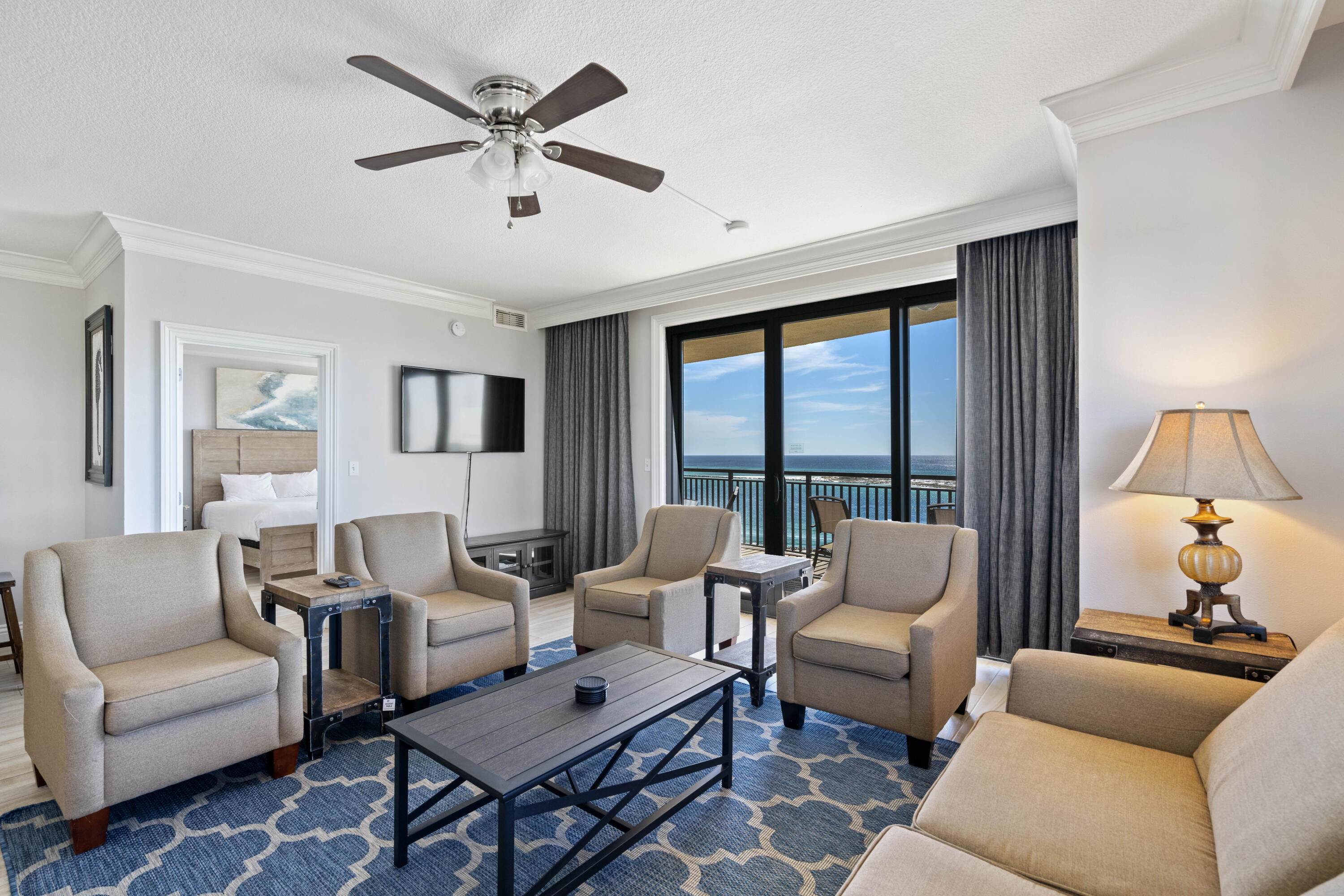 EMERALD GRANDE - Residential