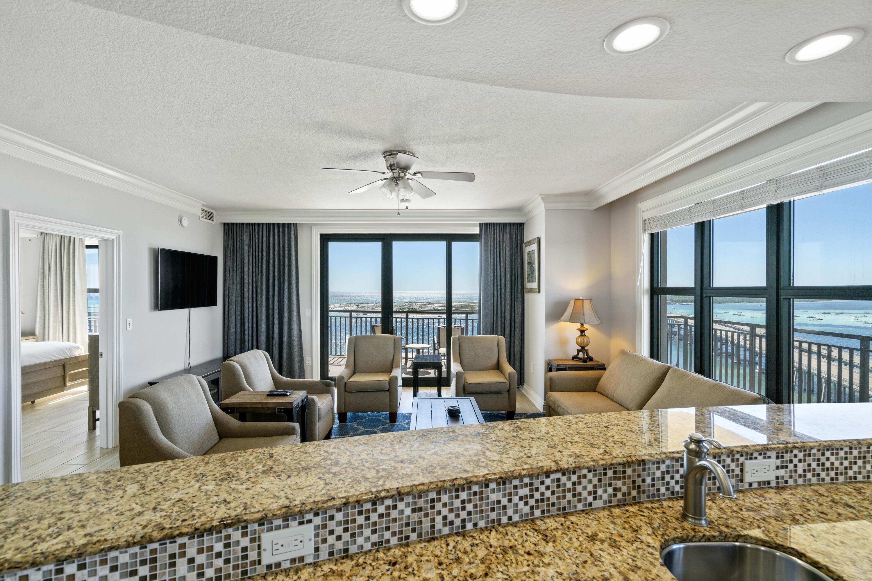 EMERALD GRANDE - Residential