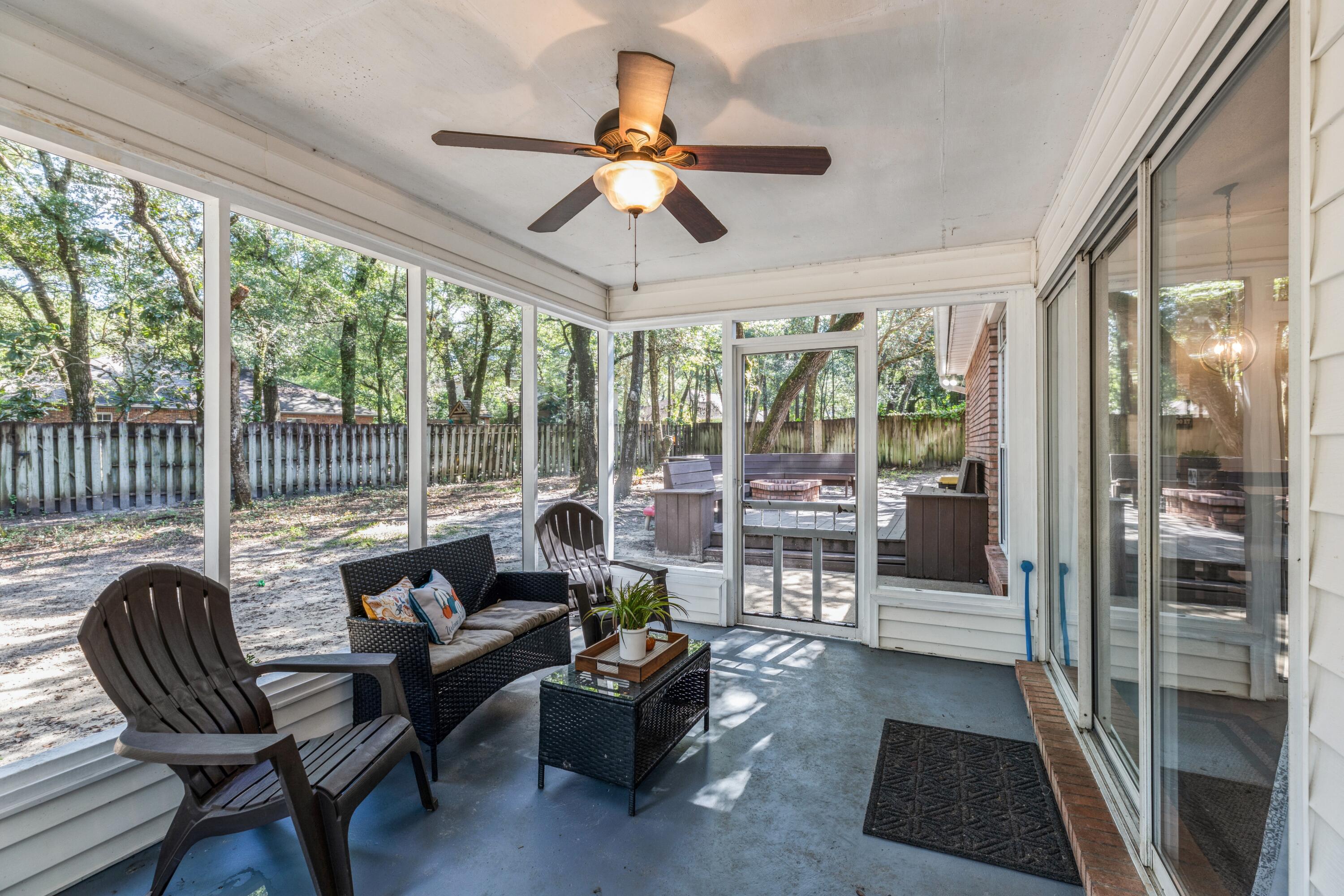 PARKWOOD ESTATES PH 1 BLUEWATER BAY - Residential