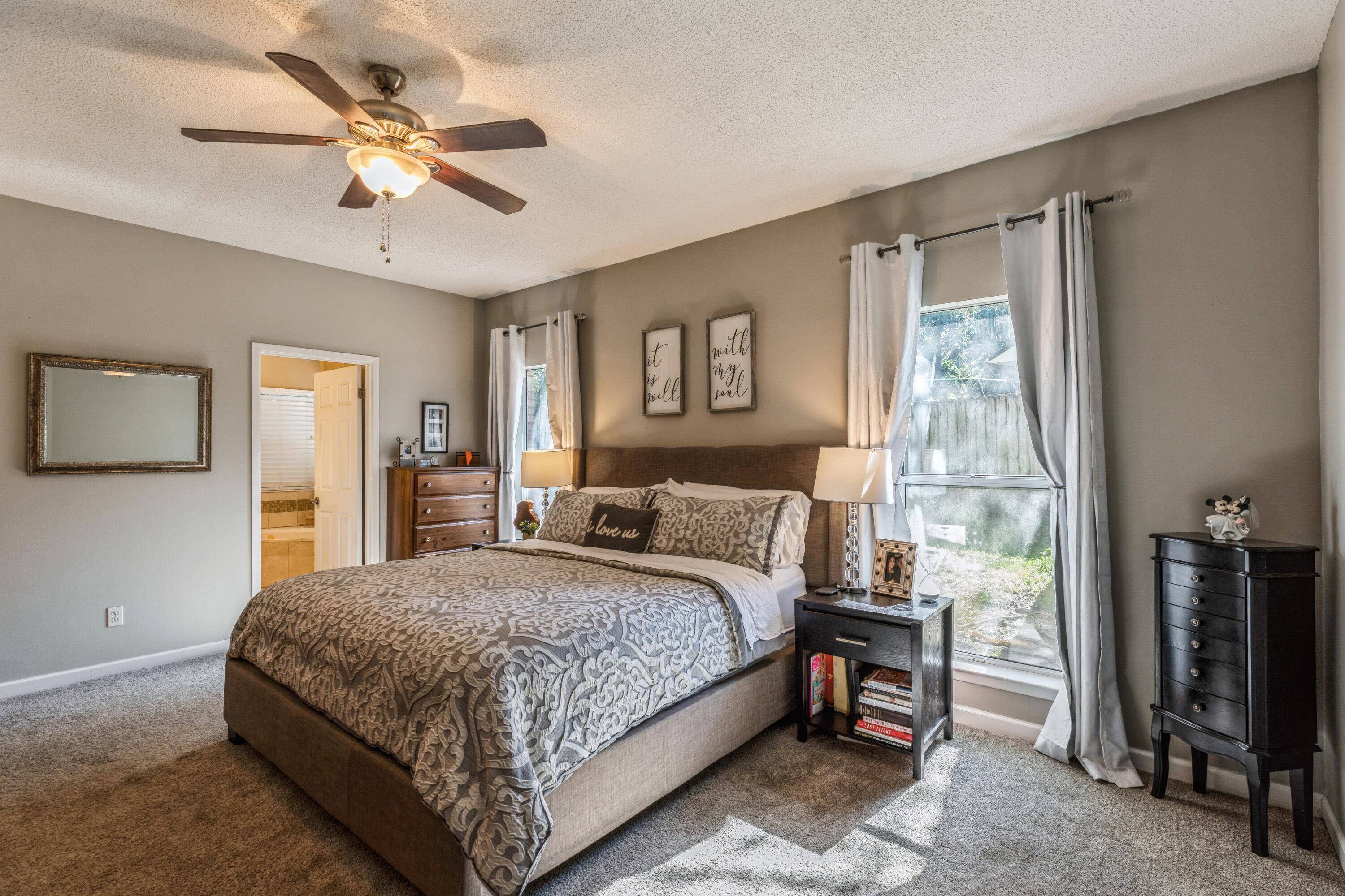 PARKWOOD ESTATES PH 1 BLUEWATER BAY - Residential