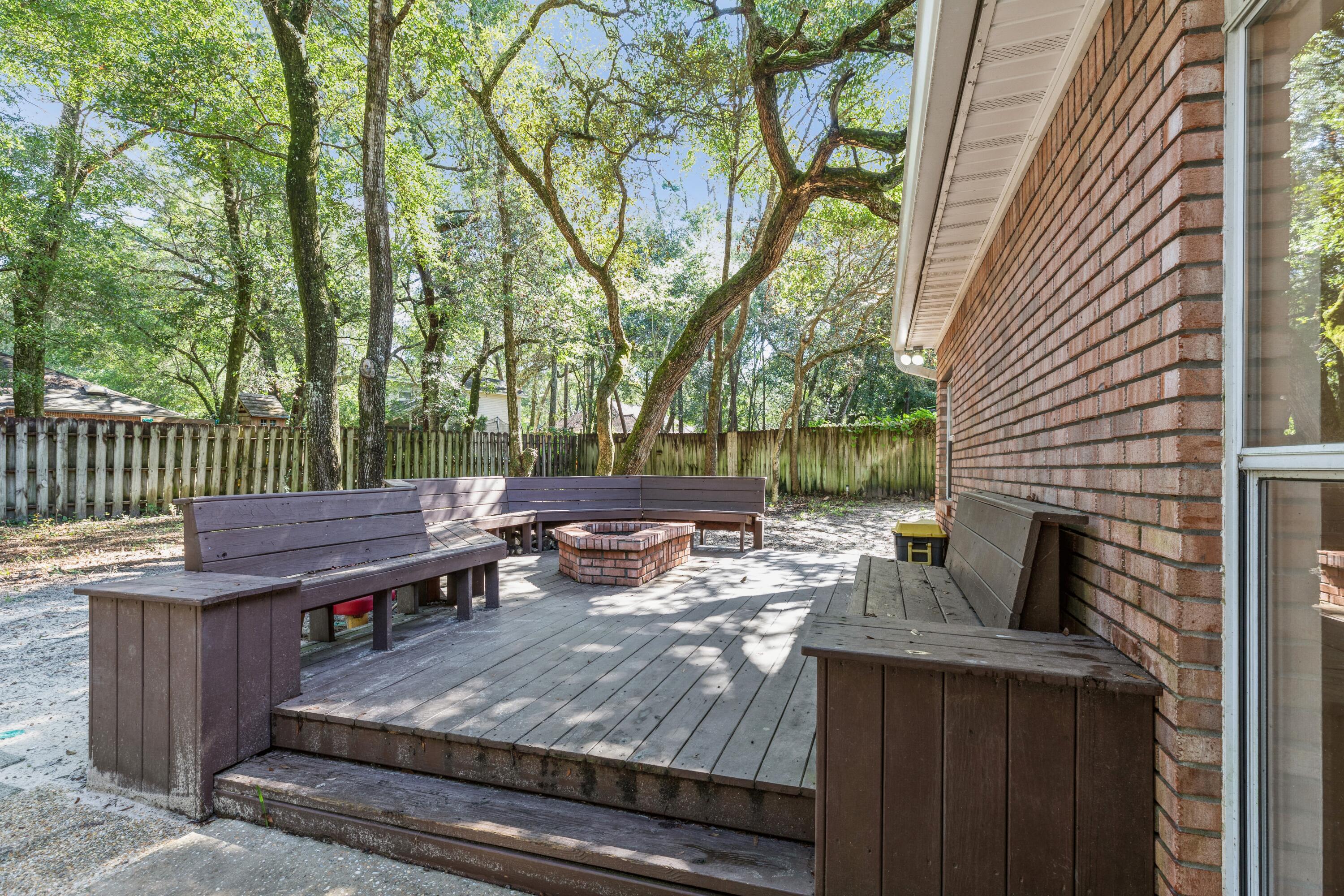 PARKWOOD ESTATES PH 1 BLUEWATER BAY - Residential