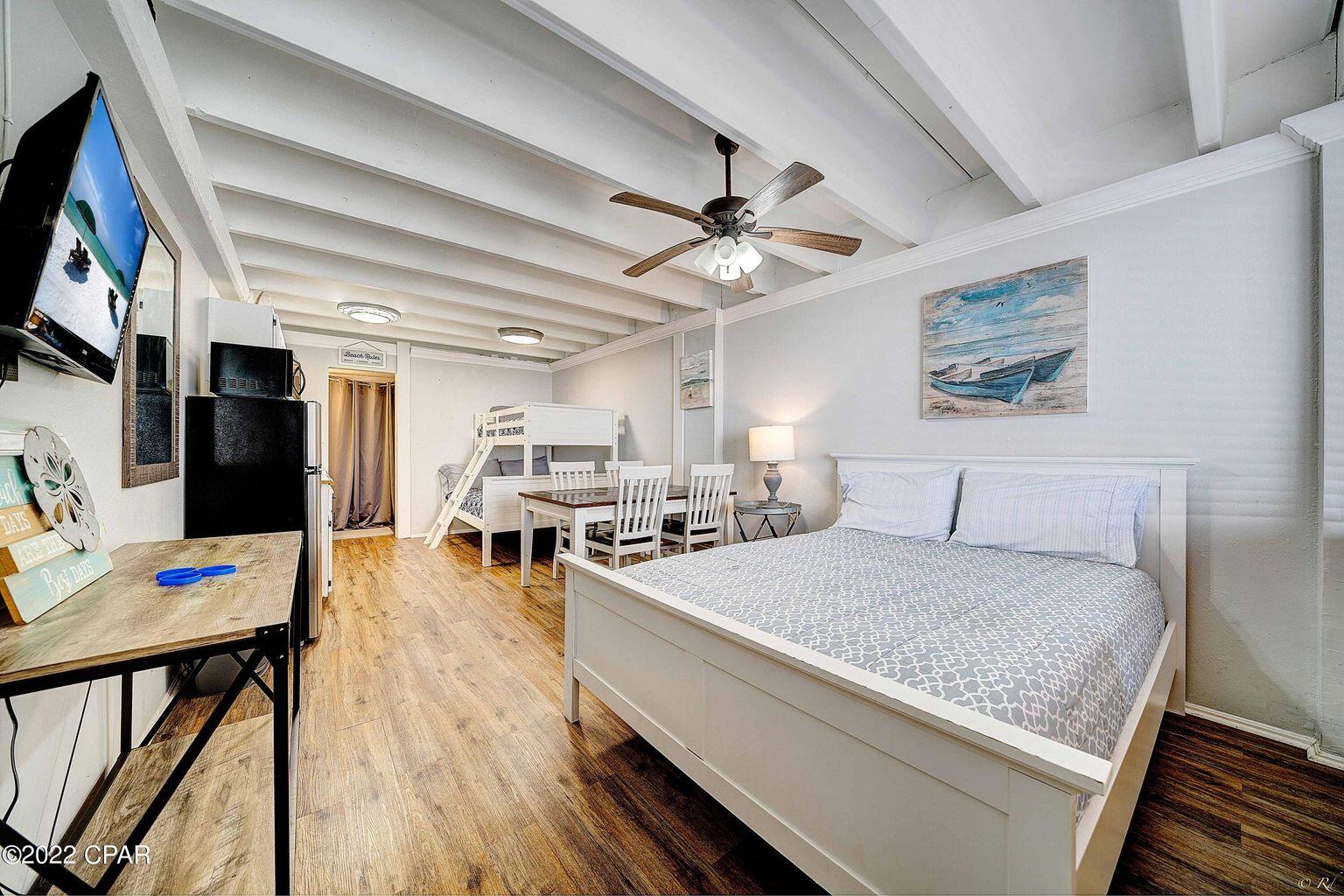 Fontainebleau Terrace - Residential