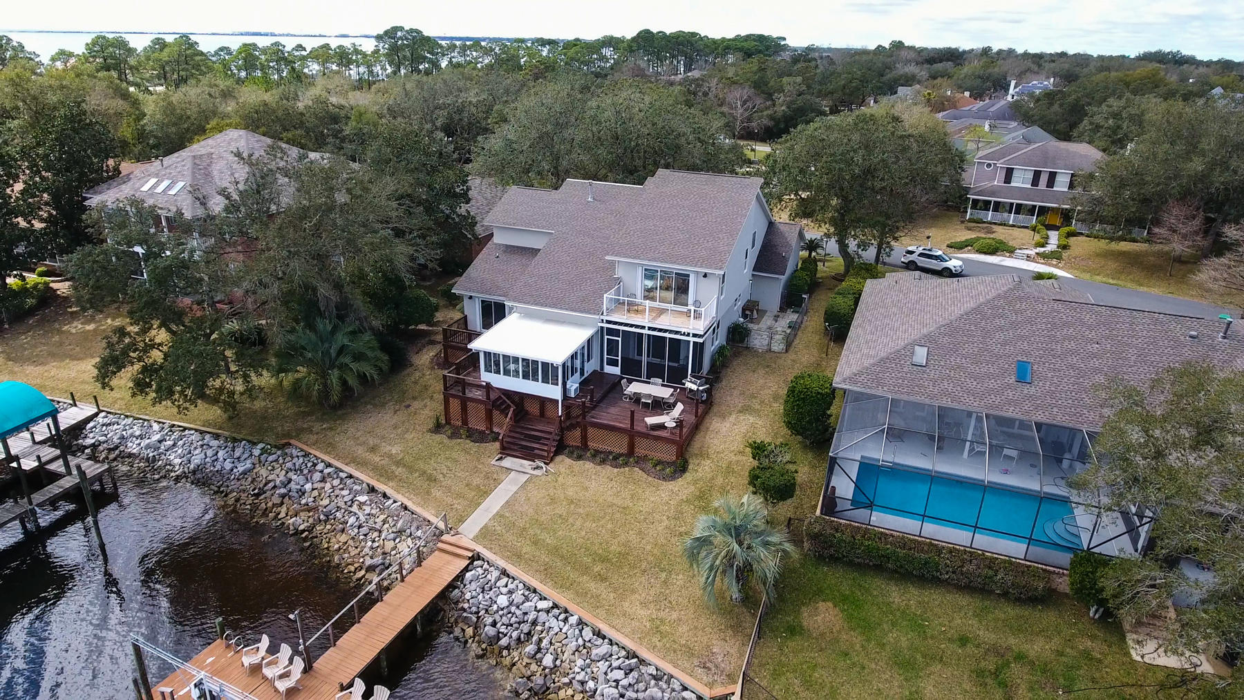LAKE POINTE - Residential