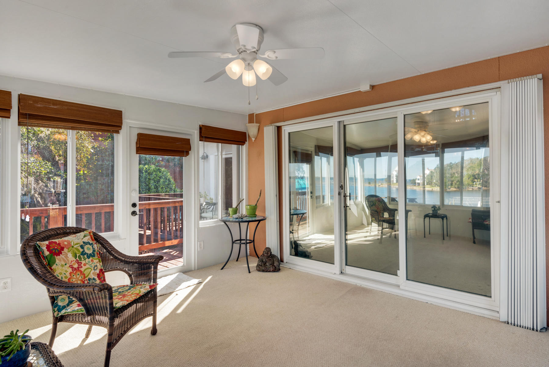 LAKE POINTE - Residential