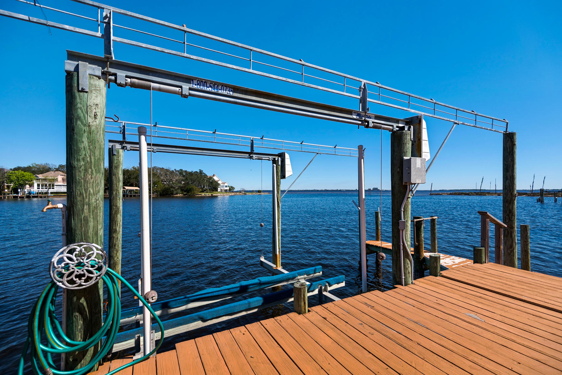 LAKE POINTE - Residential