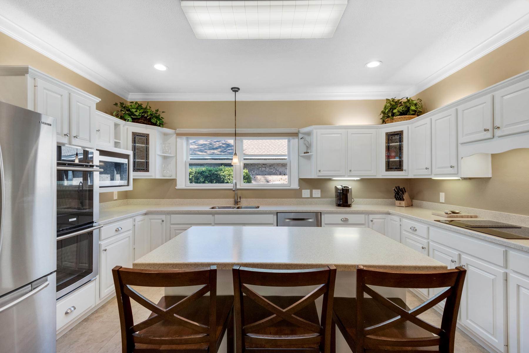 LAKE POINTE - Residential