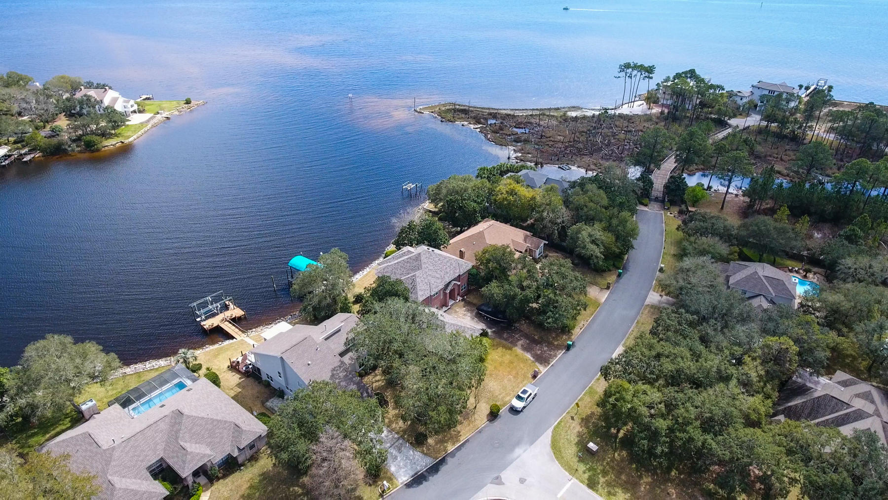 LAKE POINTE - Residential