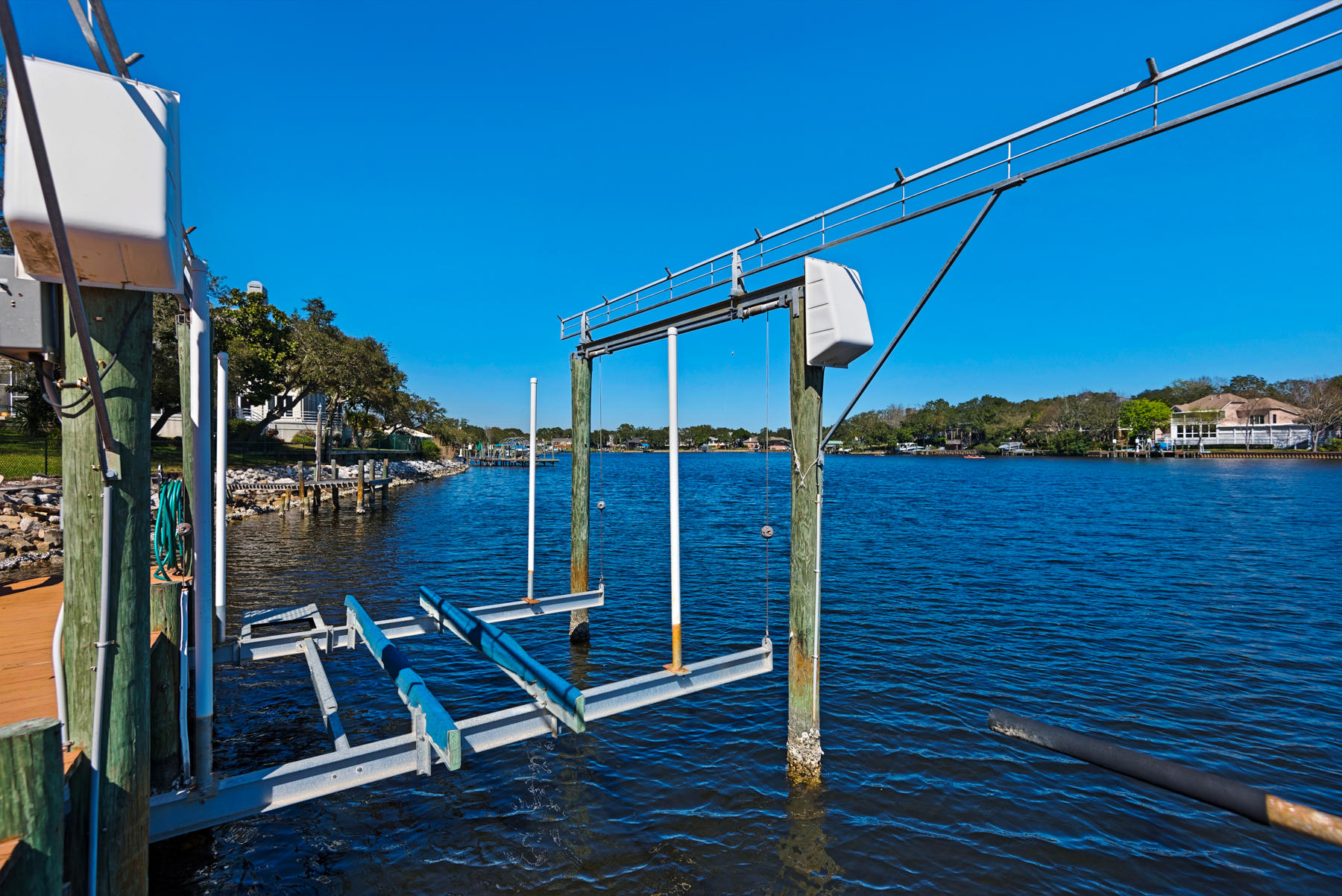 LAKE POINTE - Residential