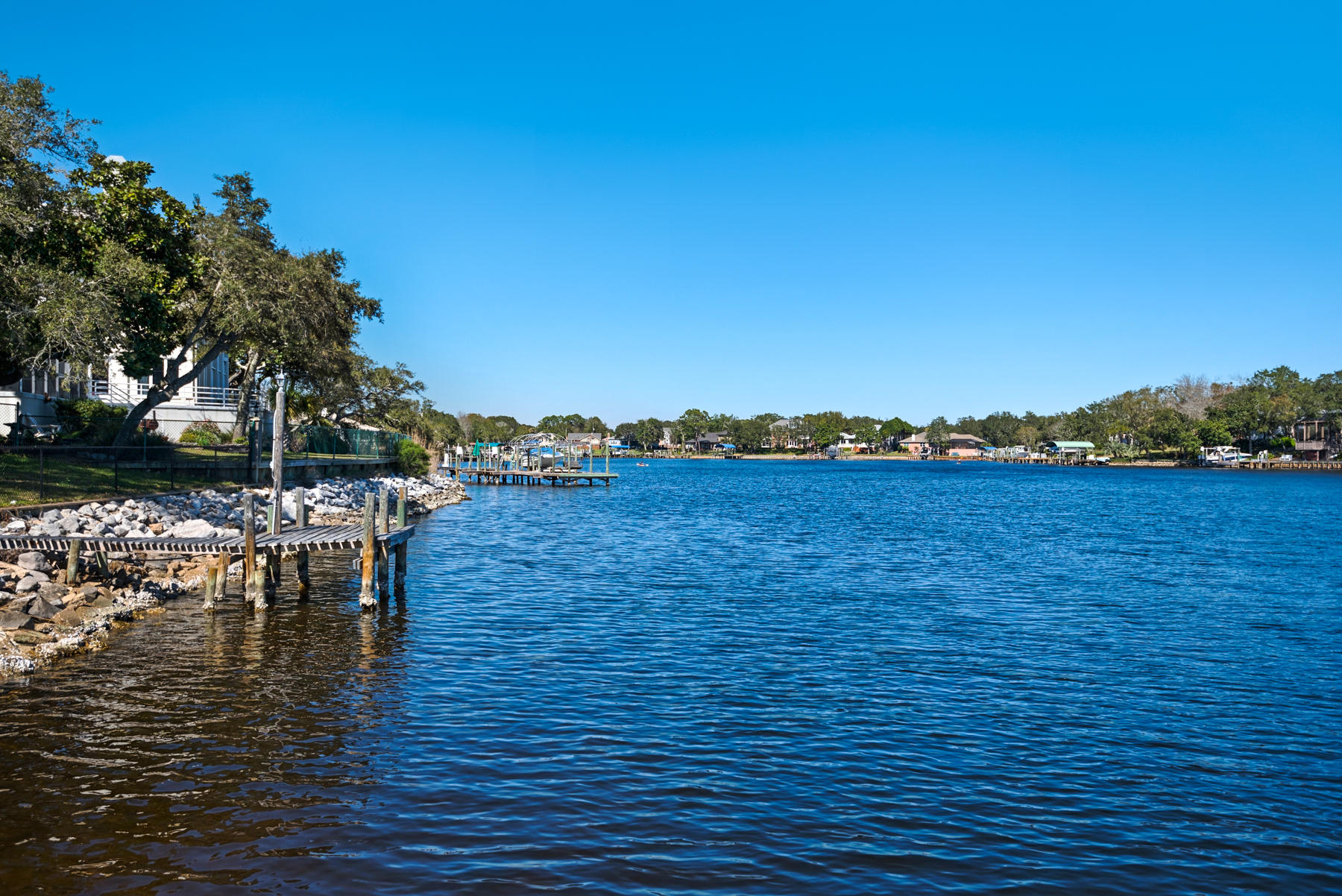 LAKE POINTE - Residential