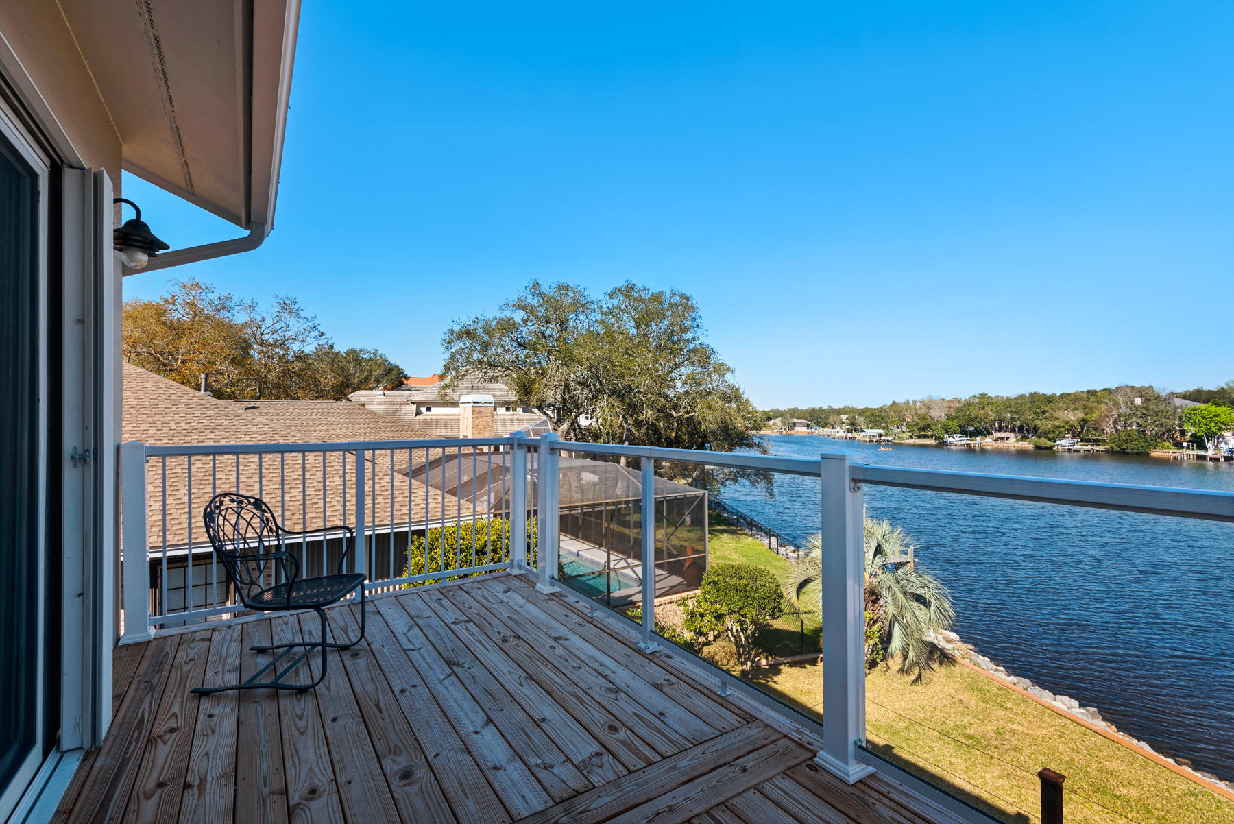 LAKE POINTE - Residential