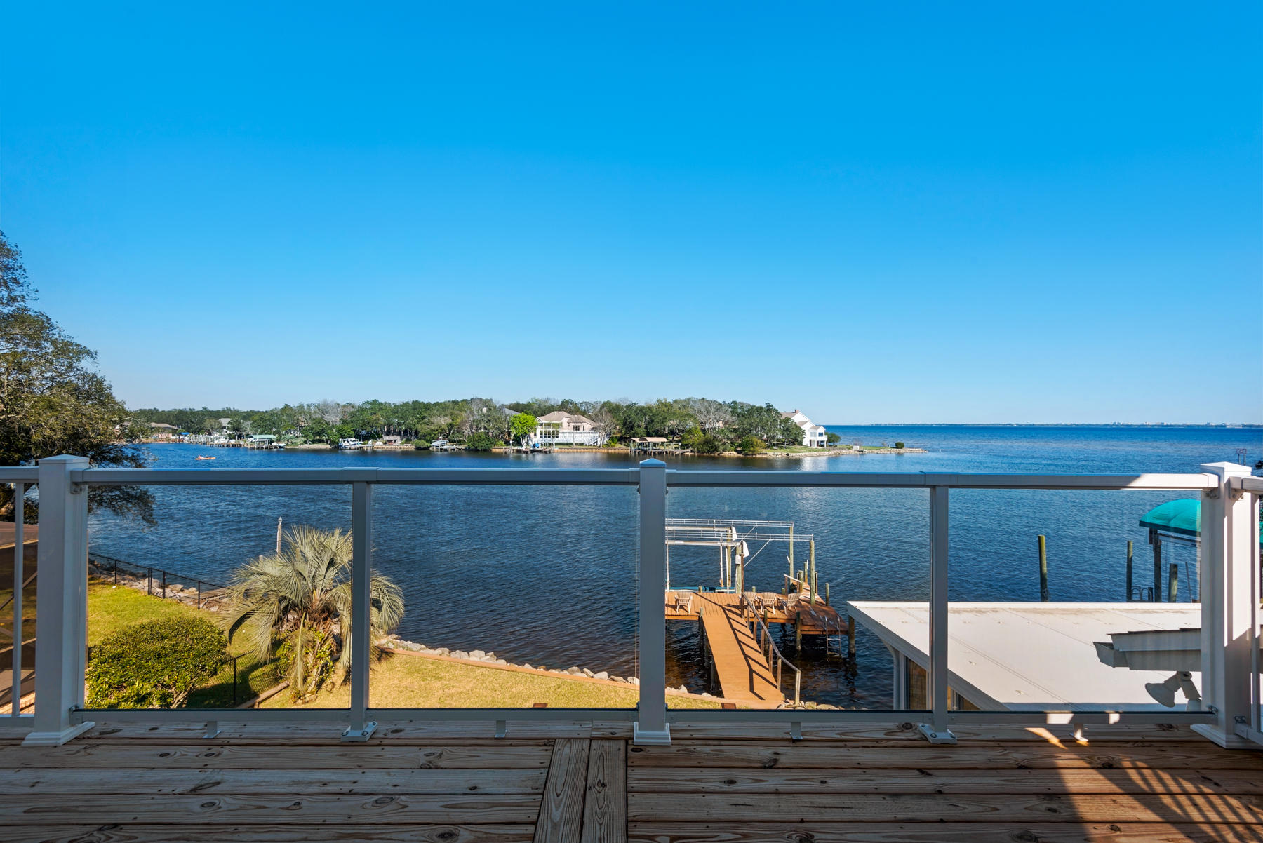 LAKE POINTE - Residential