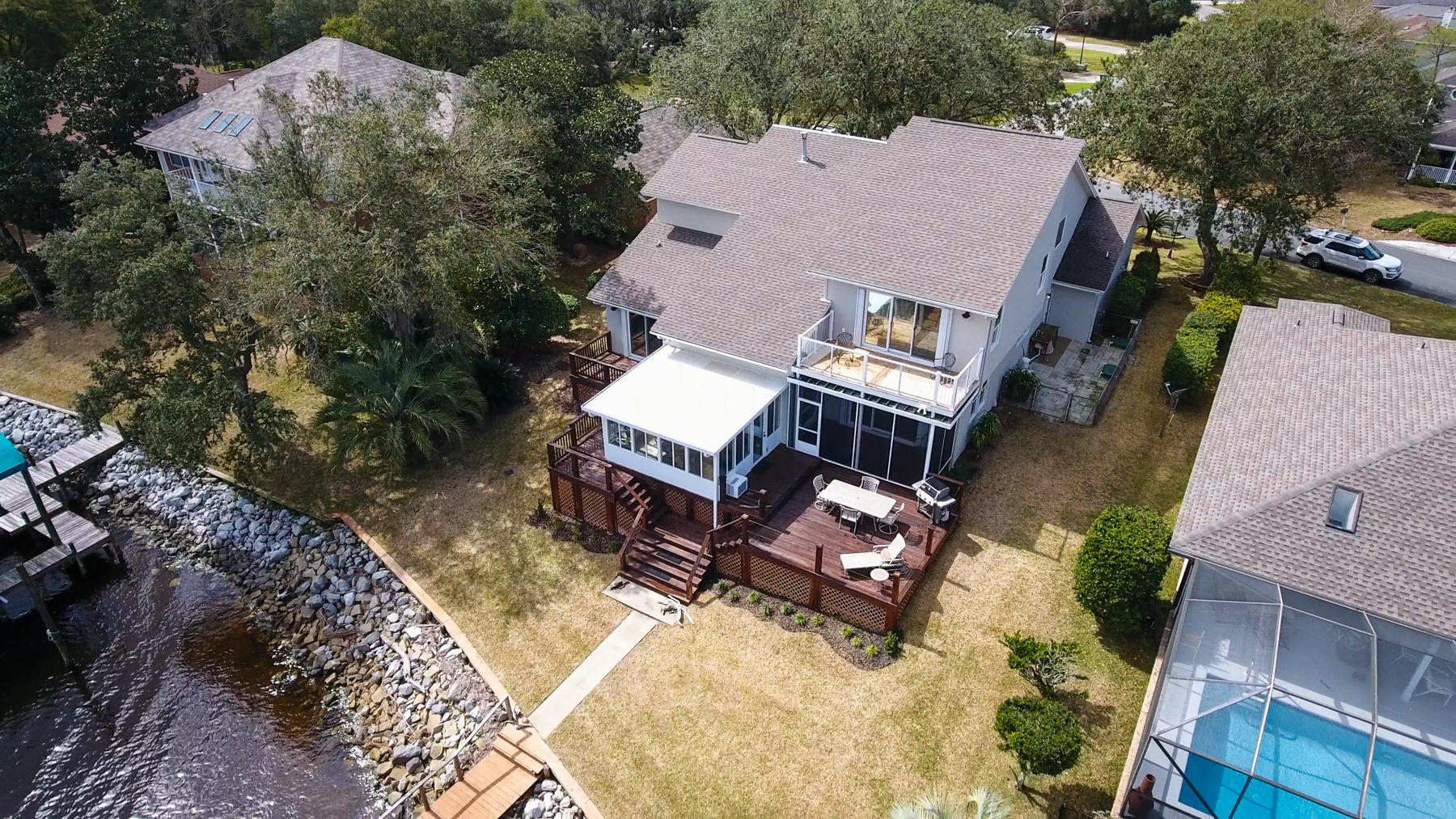 LAKE POINTE - Residential