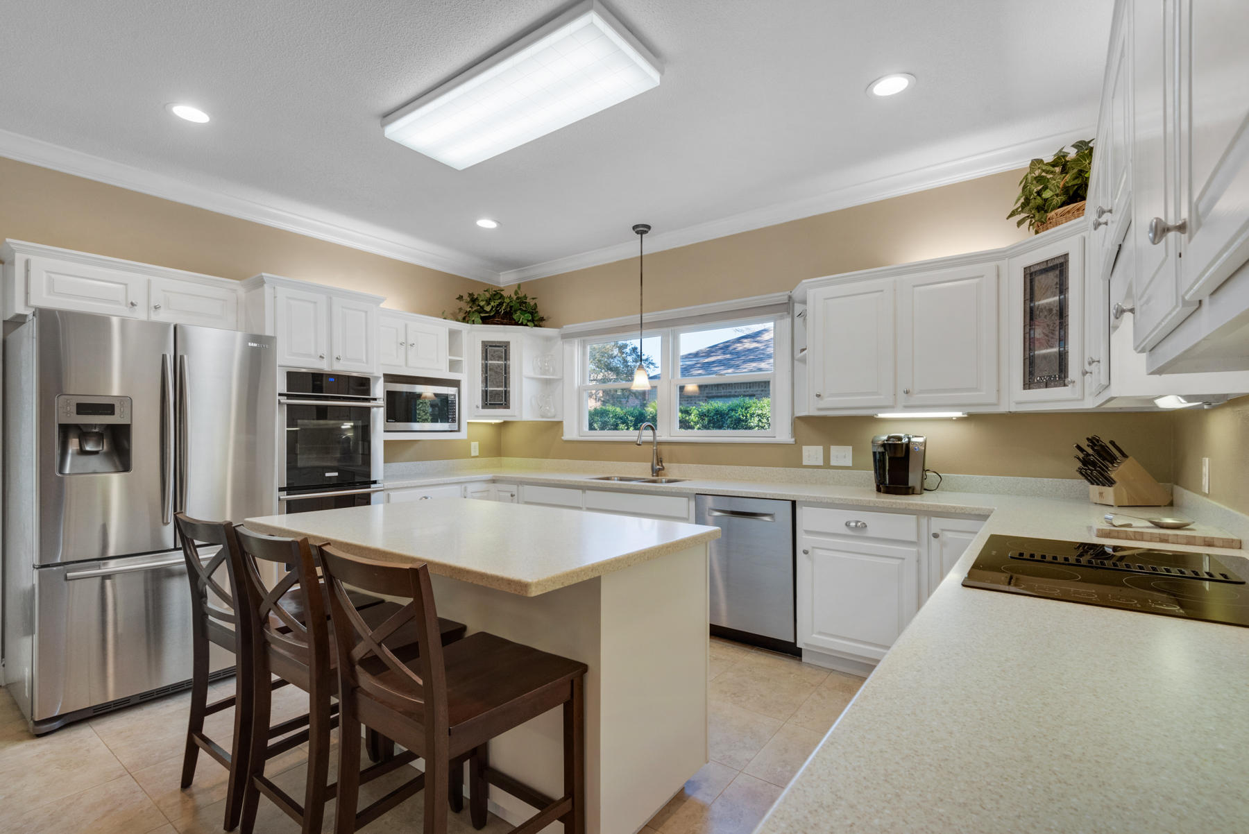 LAKE POINTE - Residential