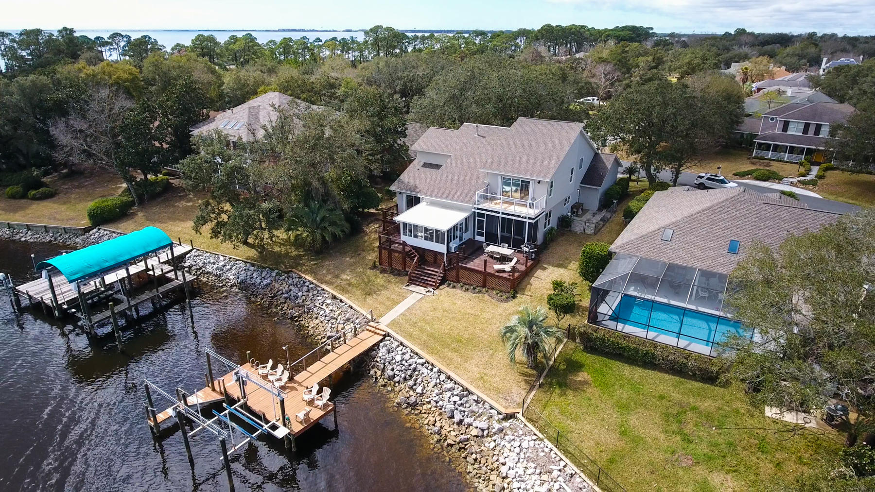 LAKE POINTE - Residential