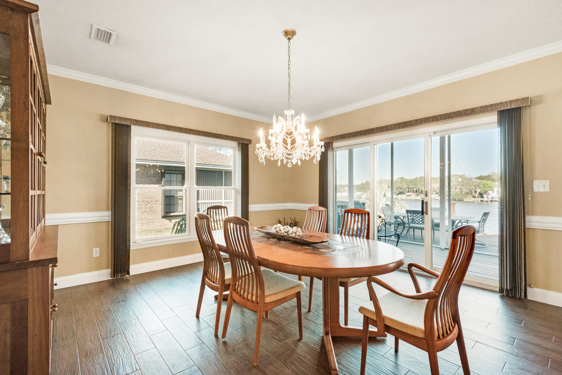 LAKE POINTE - Residential